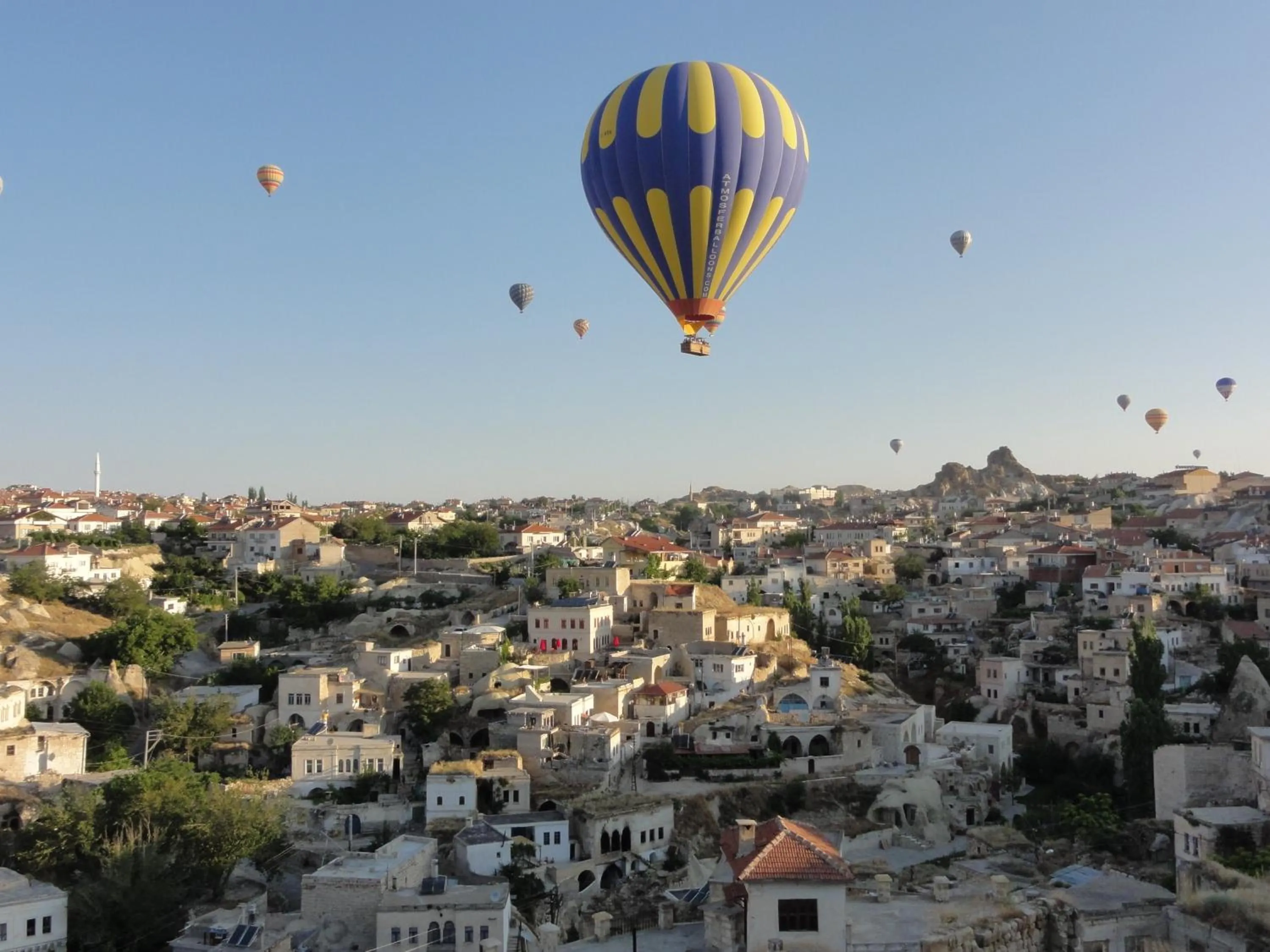 Day in Hezen Cave Hotel