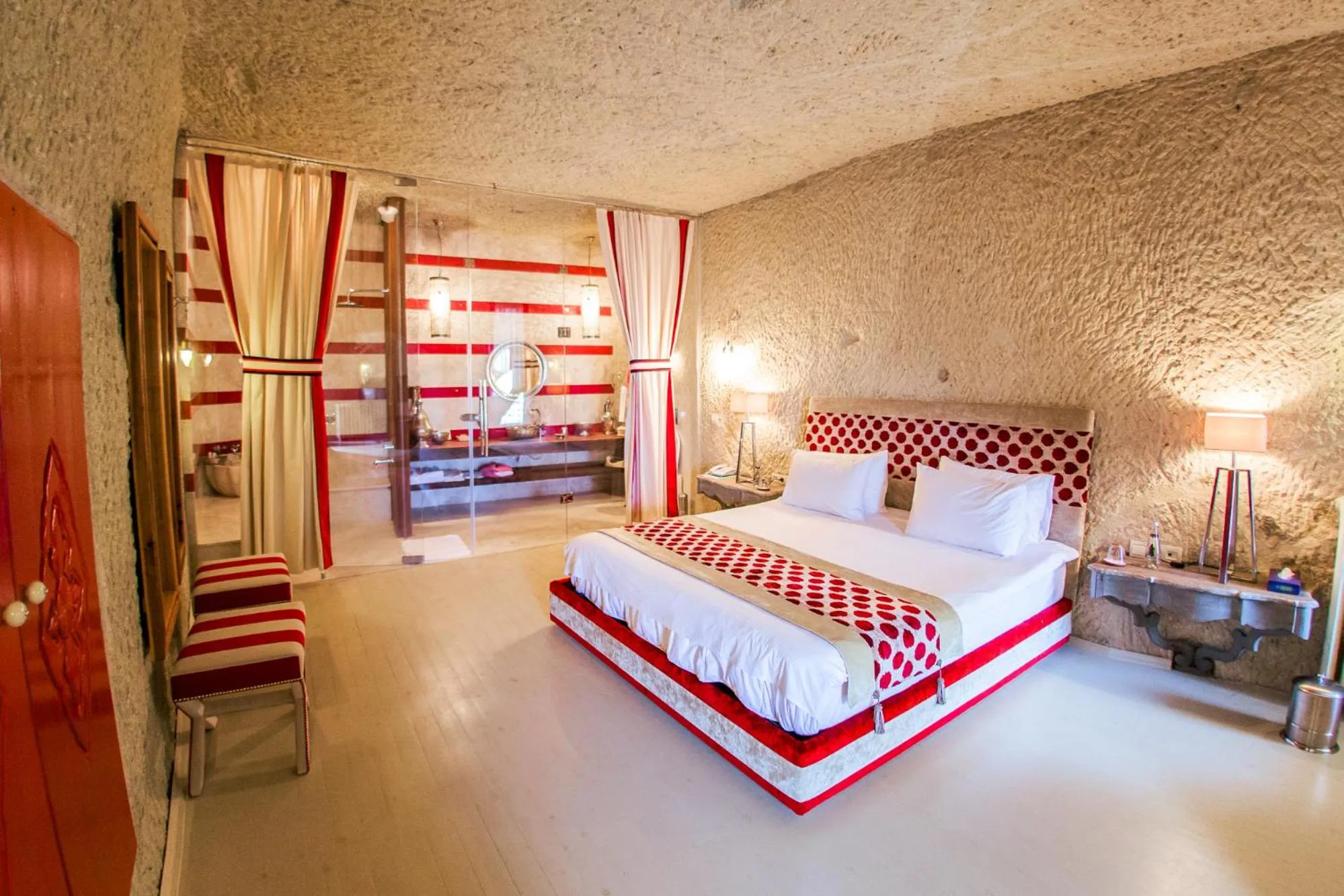 Bed in Hezen Cave Hotel