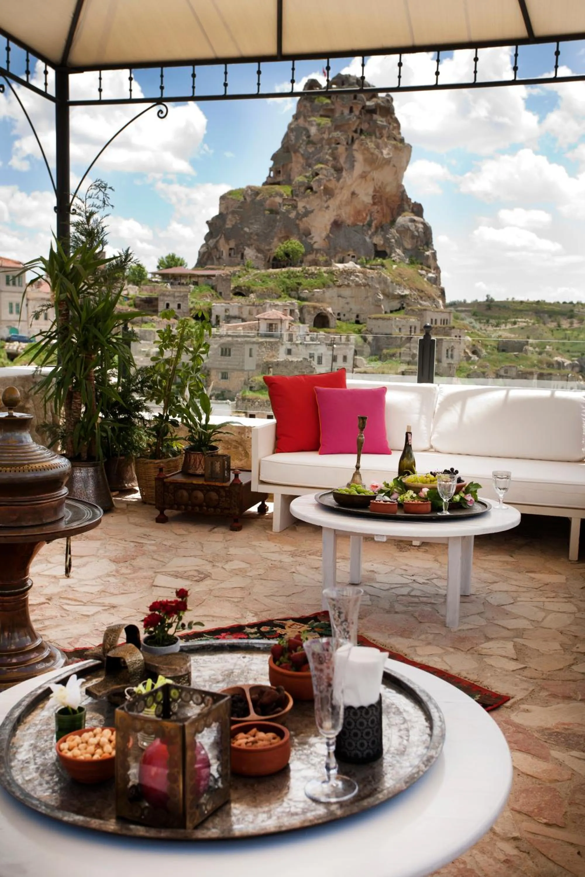 Day in Hezen Cave Hotel