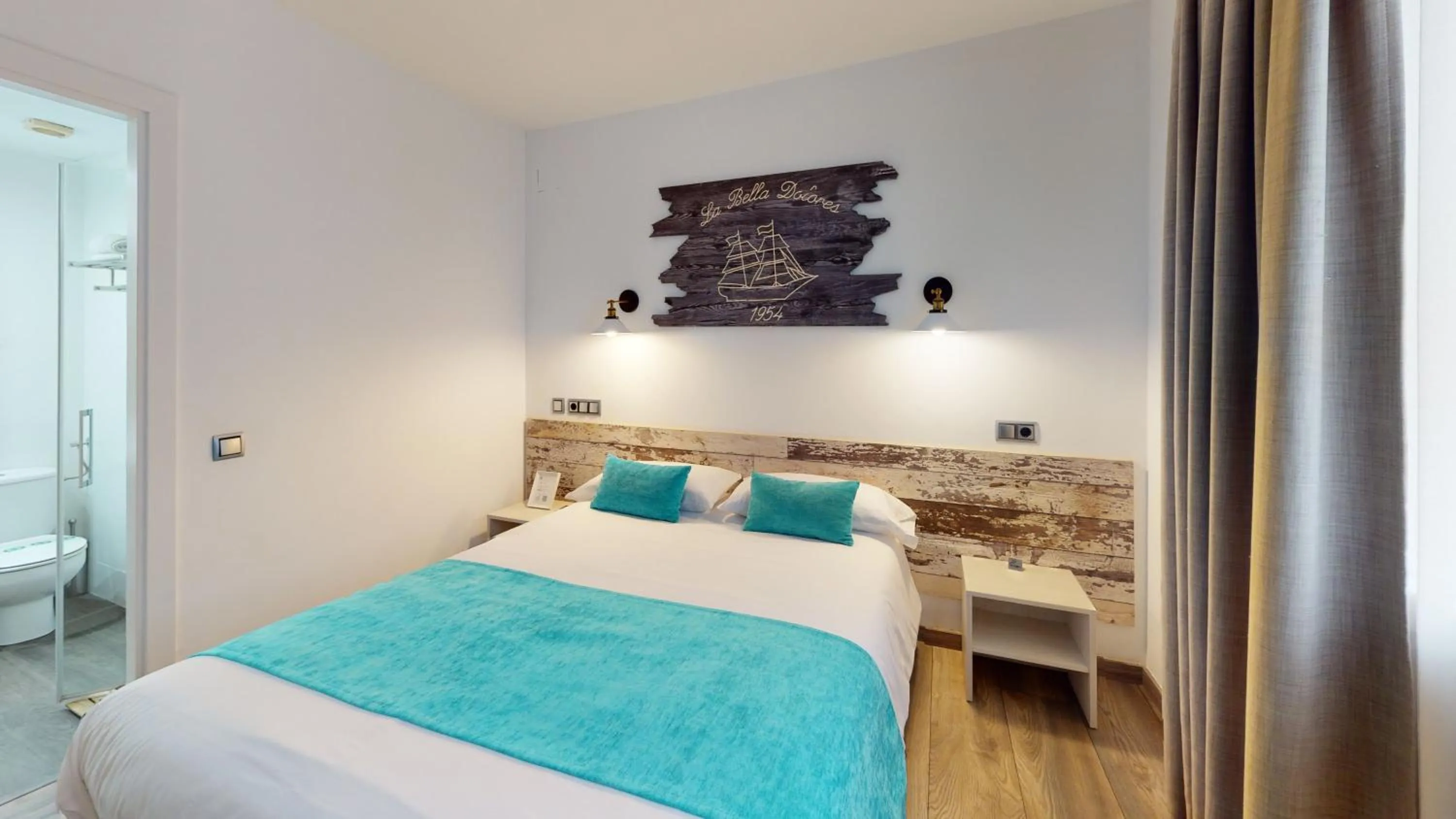 Bed in Hotel Bella Dolores