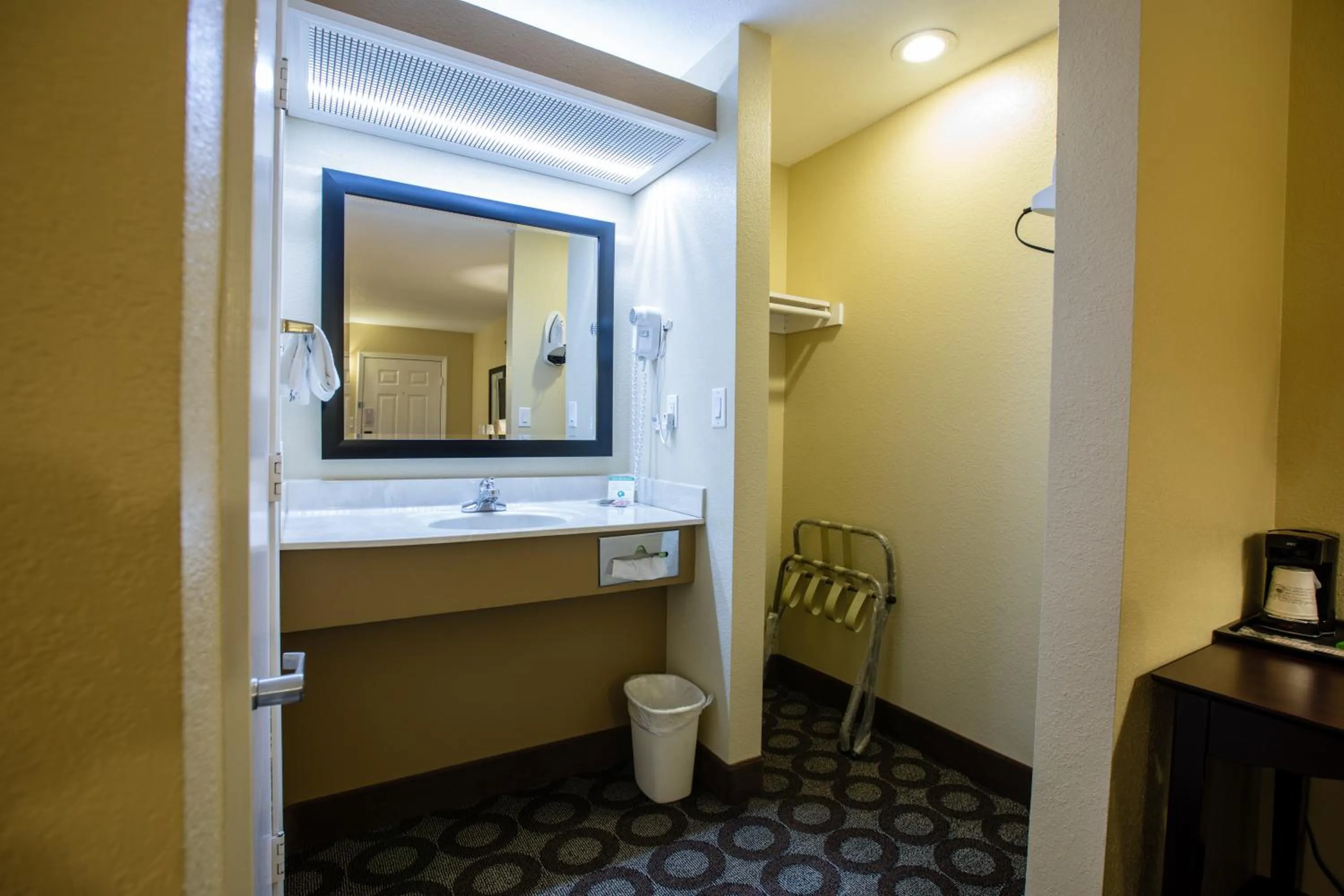 Other in Relax Inn and Suites Kuttawa