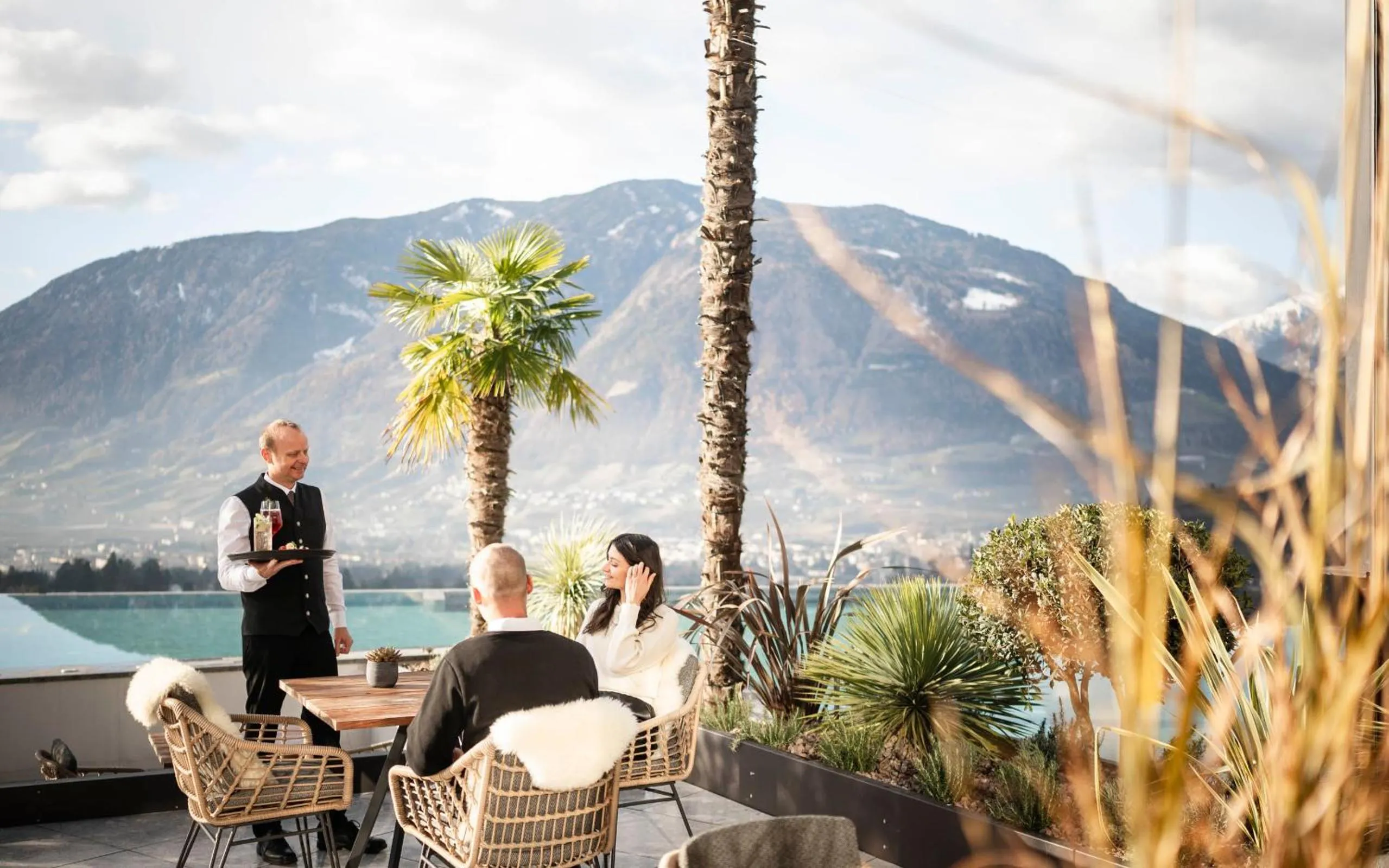 Restaurant/places to eat in Schenna Resort