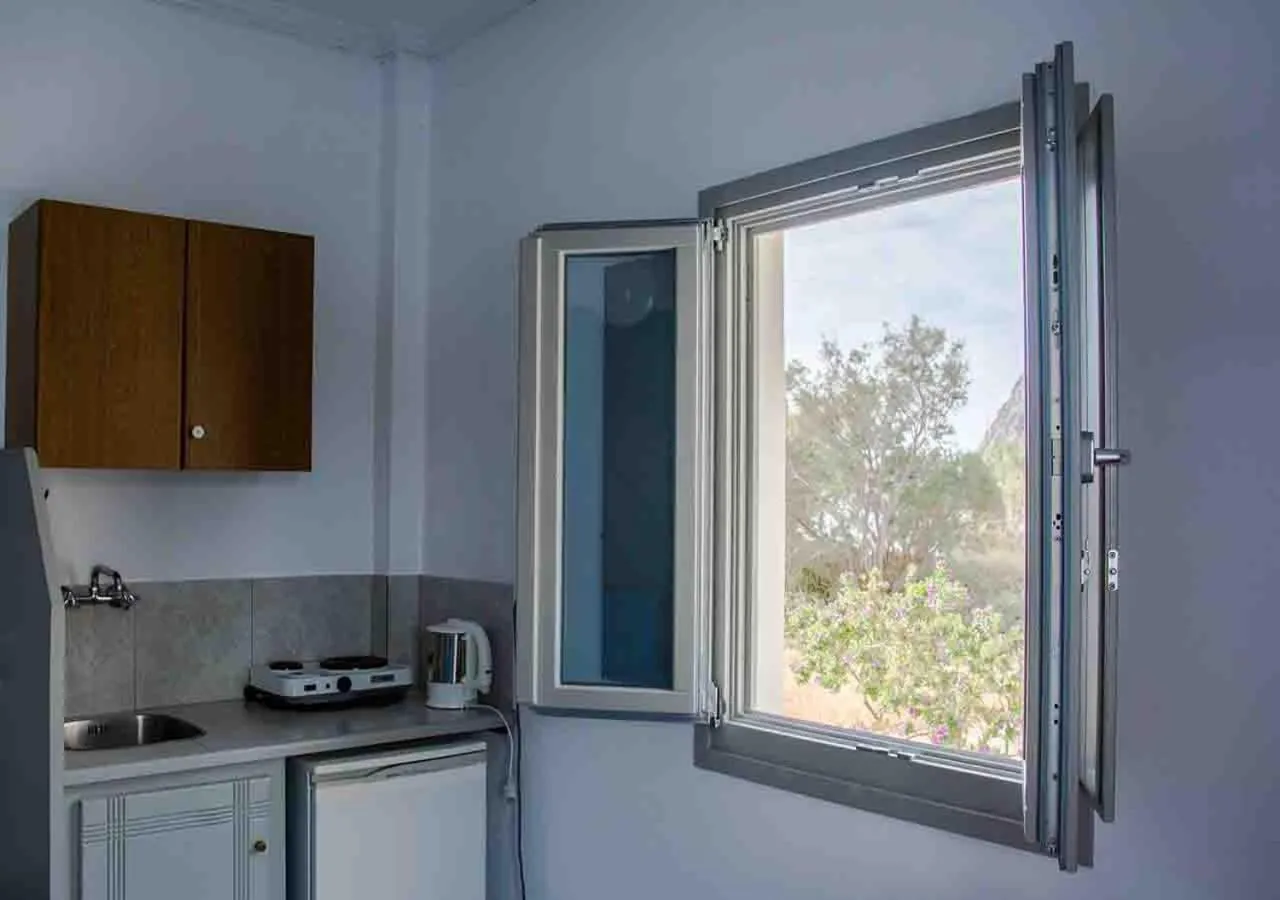 Kitchen or kitchenette in Sail Inn Studios & Apartments