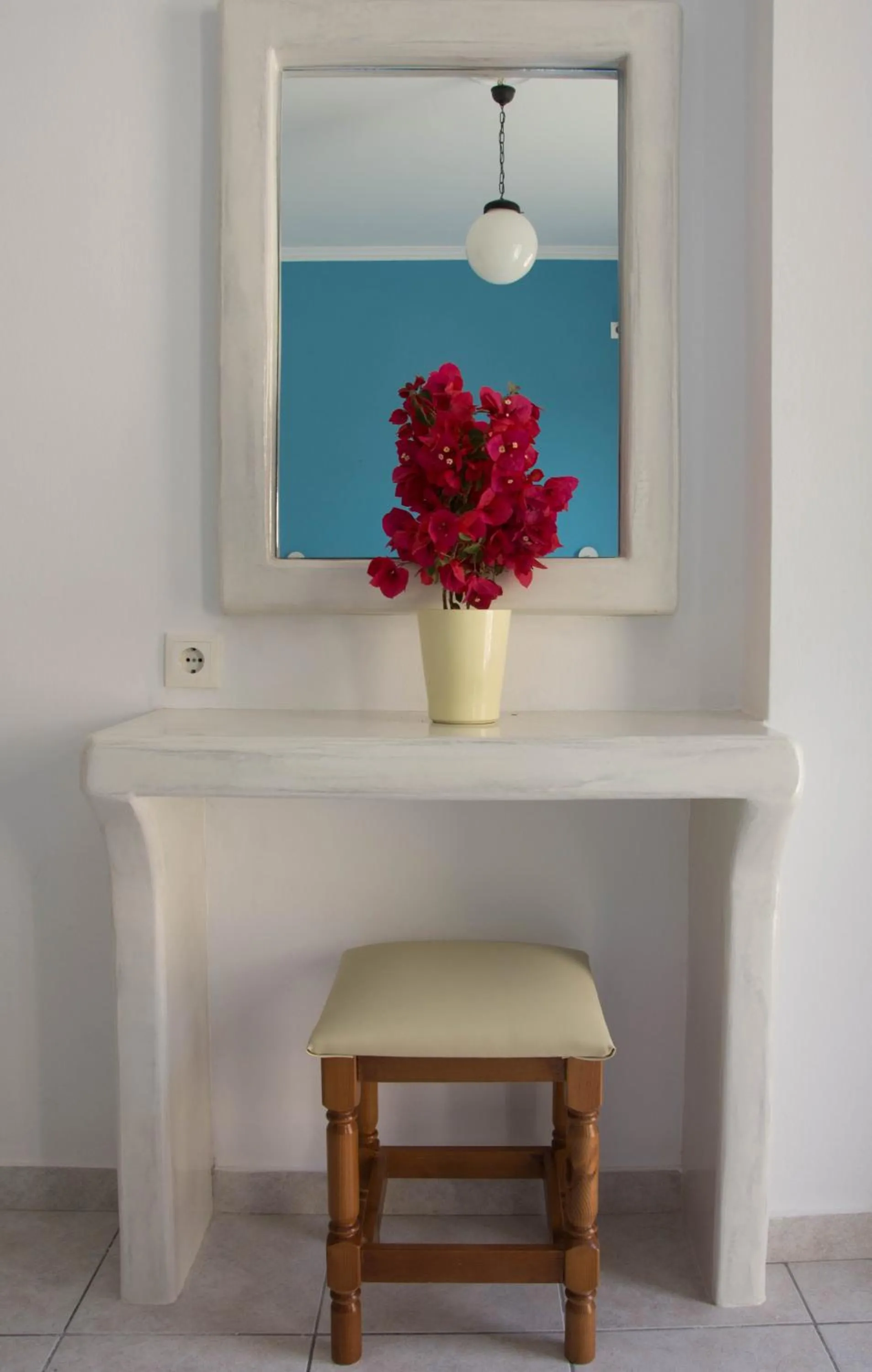 Day in Sail Inn Studios & Apartments
