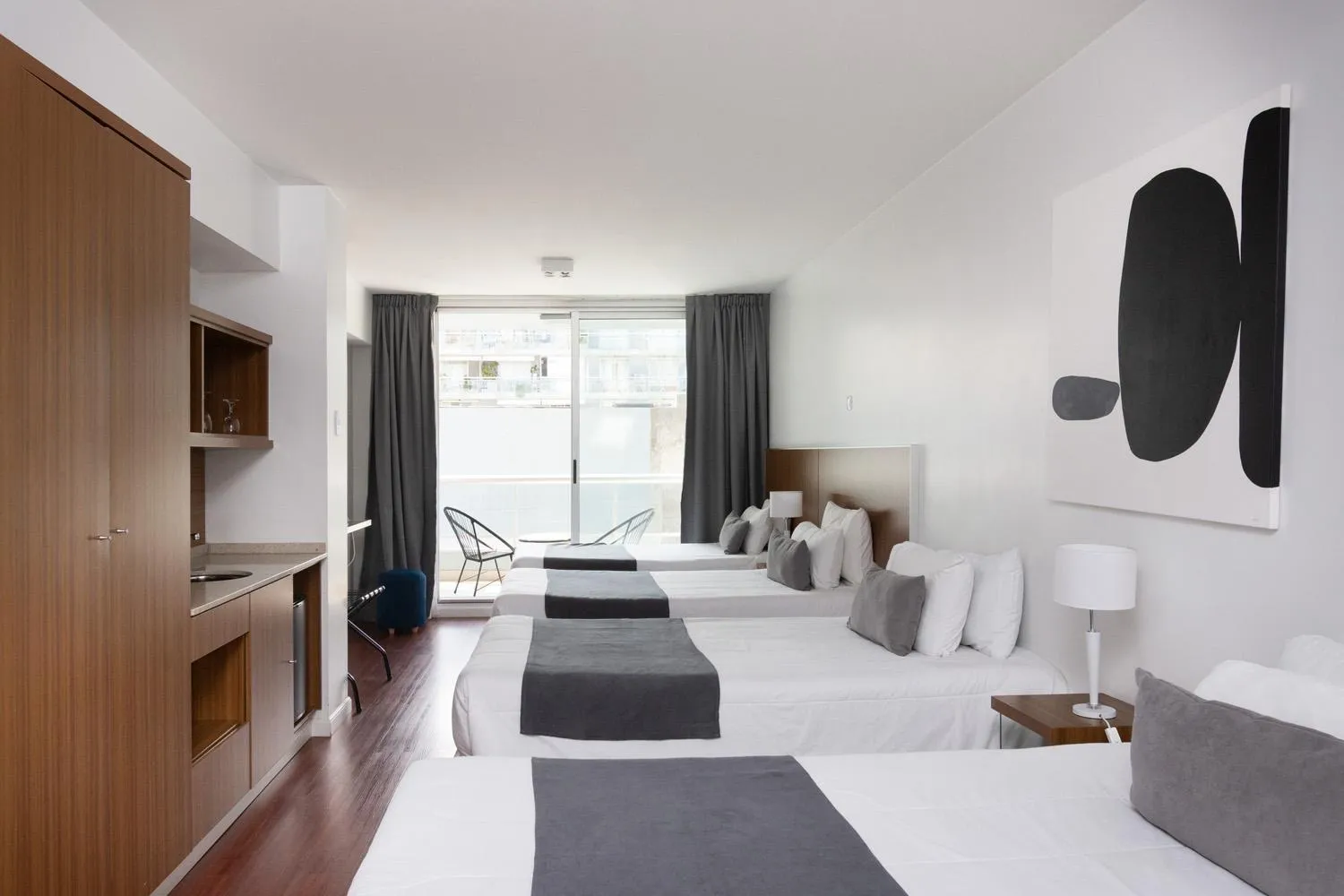 Photo of the whole room, Bed in Hotel Bys Palermo