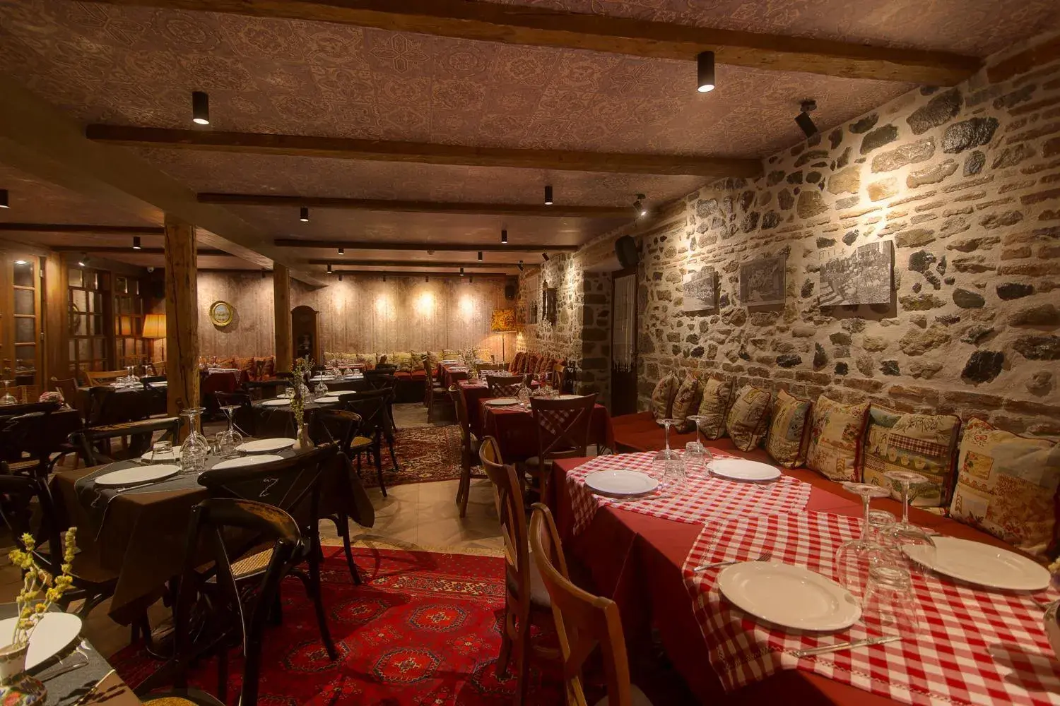 Restaurant/places to eat in HANI I PAZARIT Boutique Hotel Restaurant/places to eat in HANI I PAZARIT Boutique Hotel