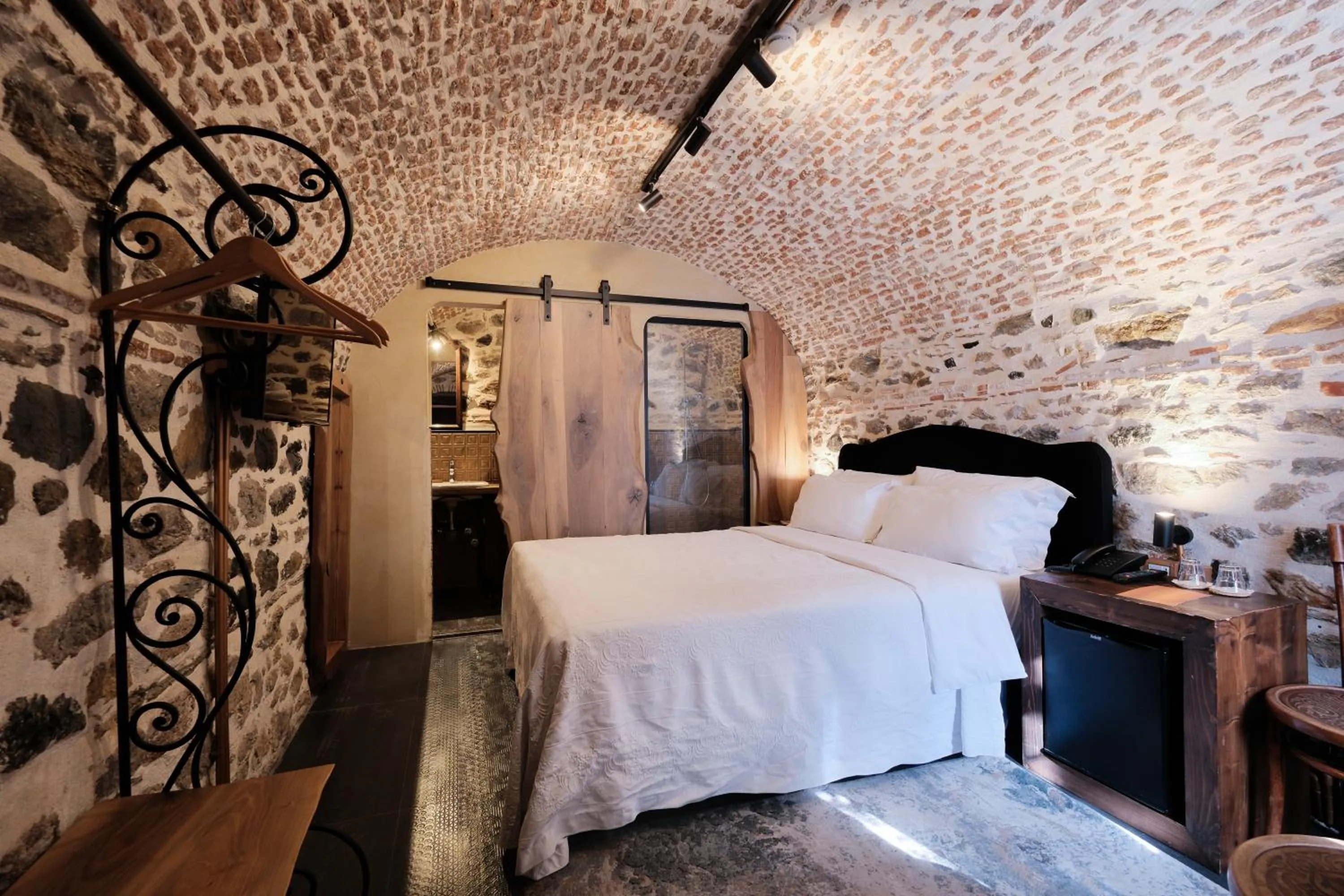 Bed in HANI I PAZARIT Boutique Hotel