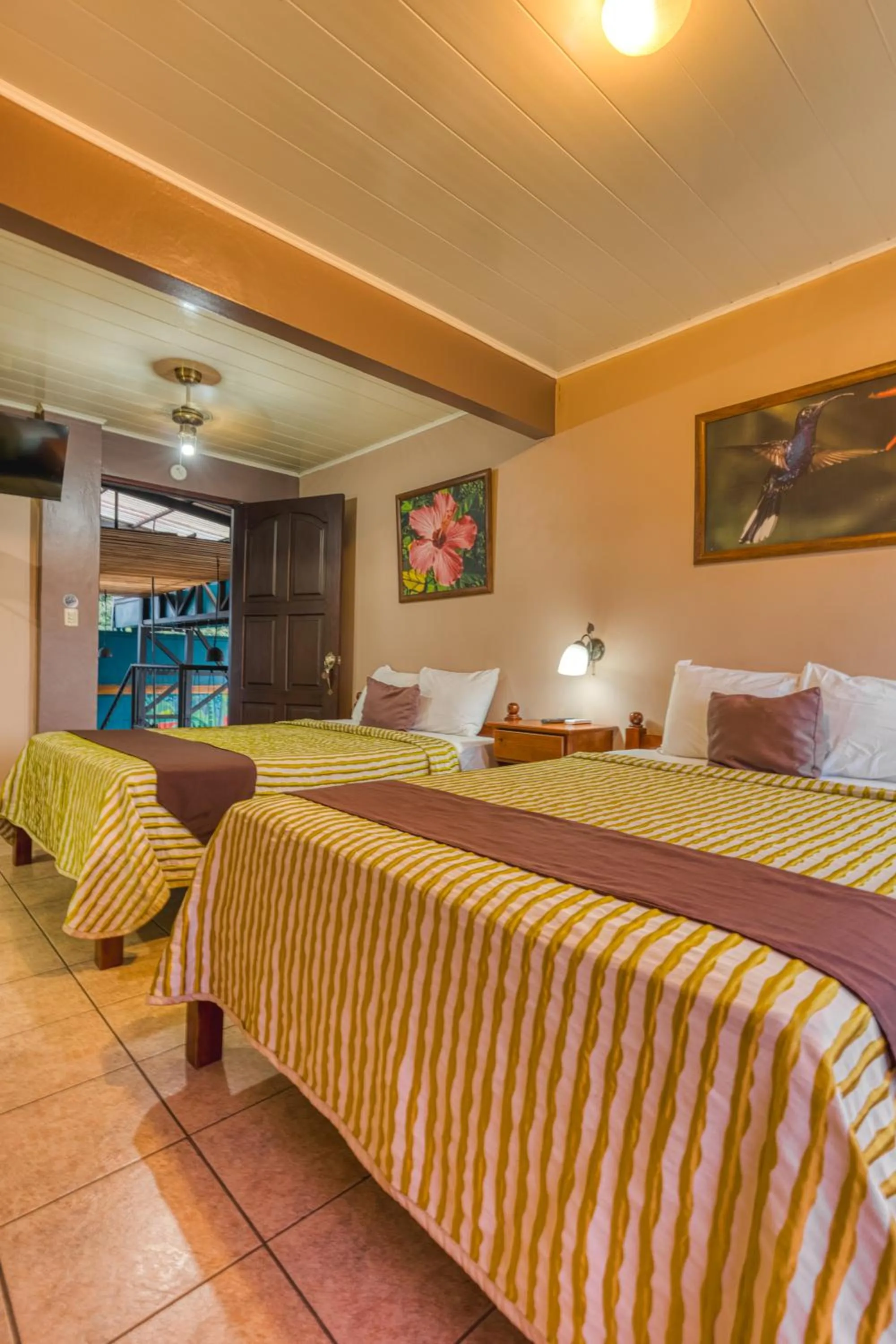 Bed in Hotel Las Colinas