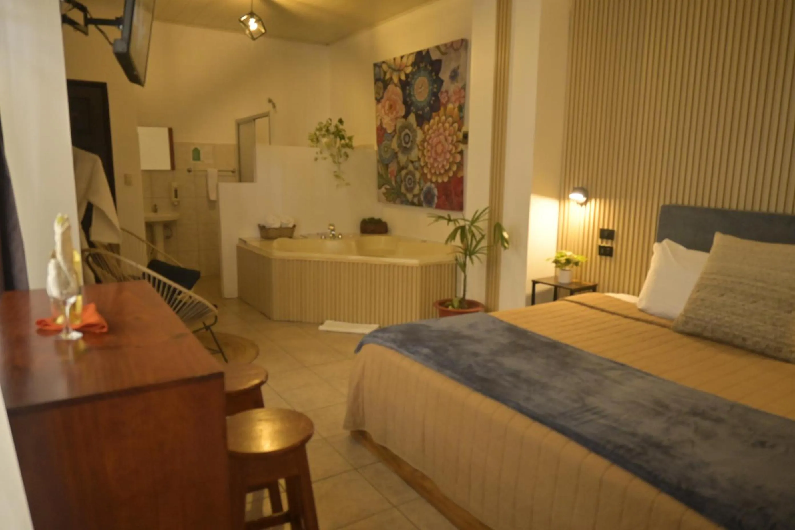 Photo of the whole room, Bed in Hotel Las Colinas