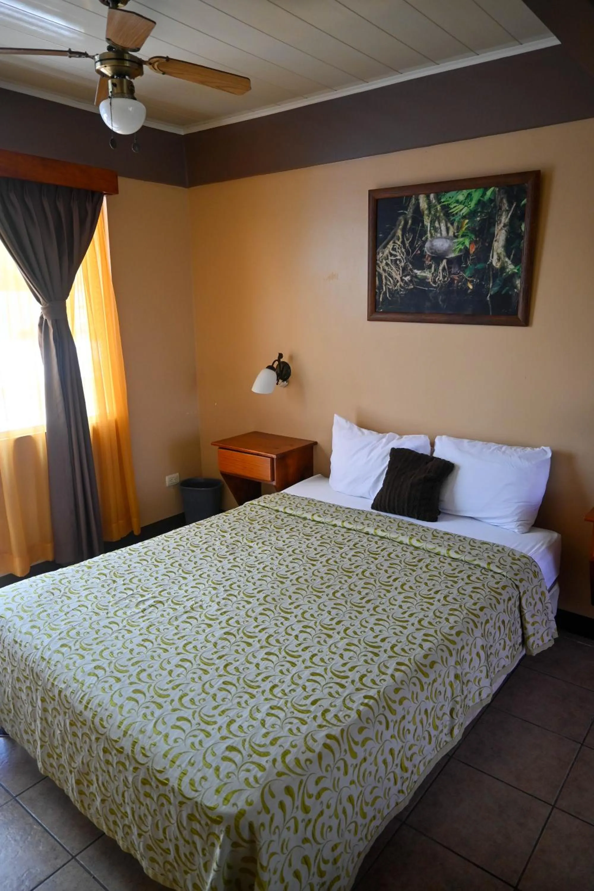 Bed in Hotel Las Colinas