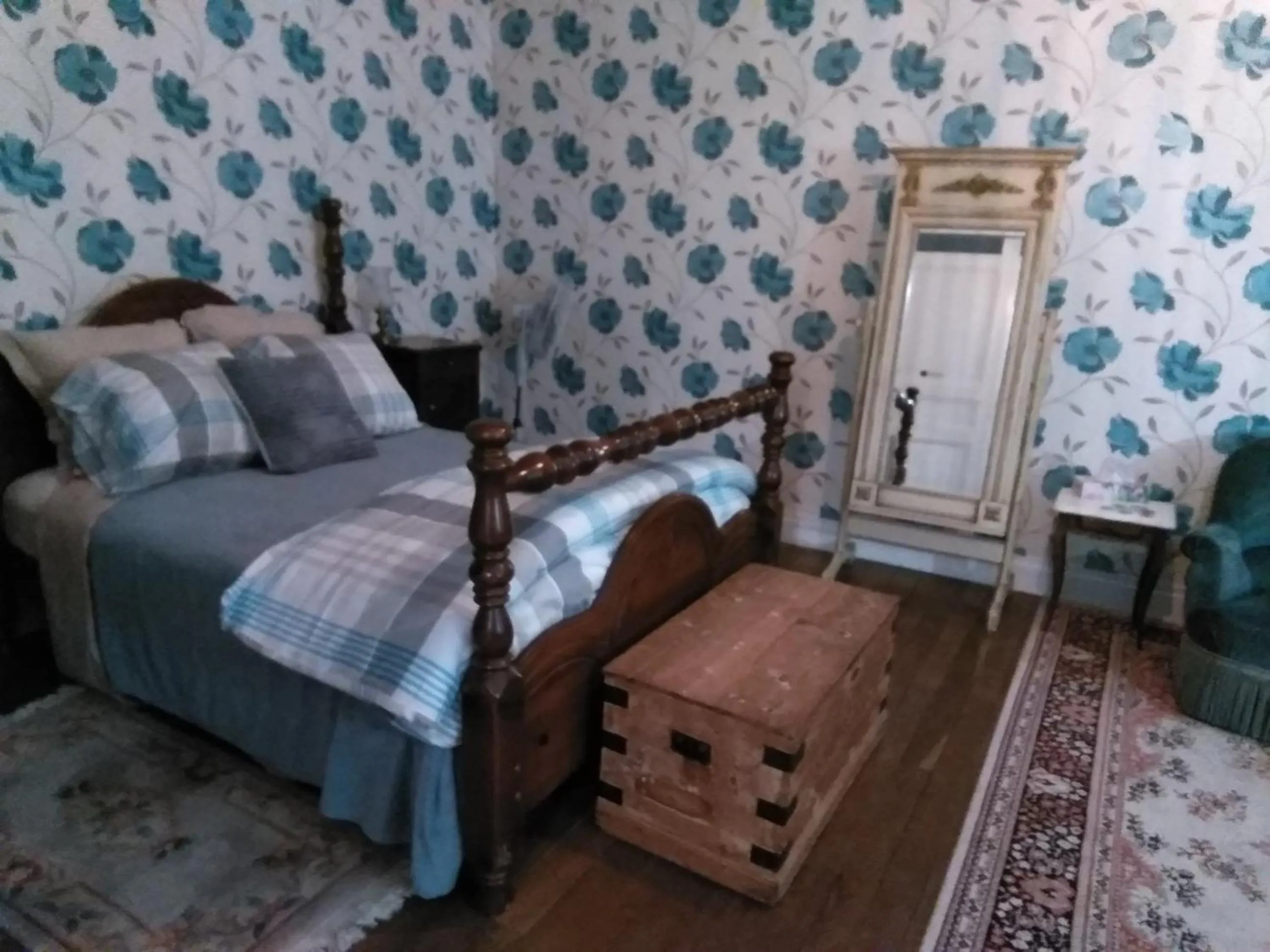 Bedroom in L'ancienne École