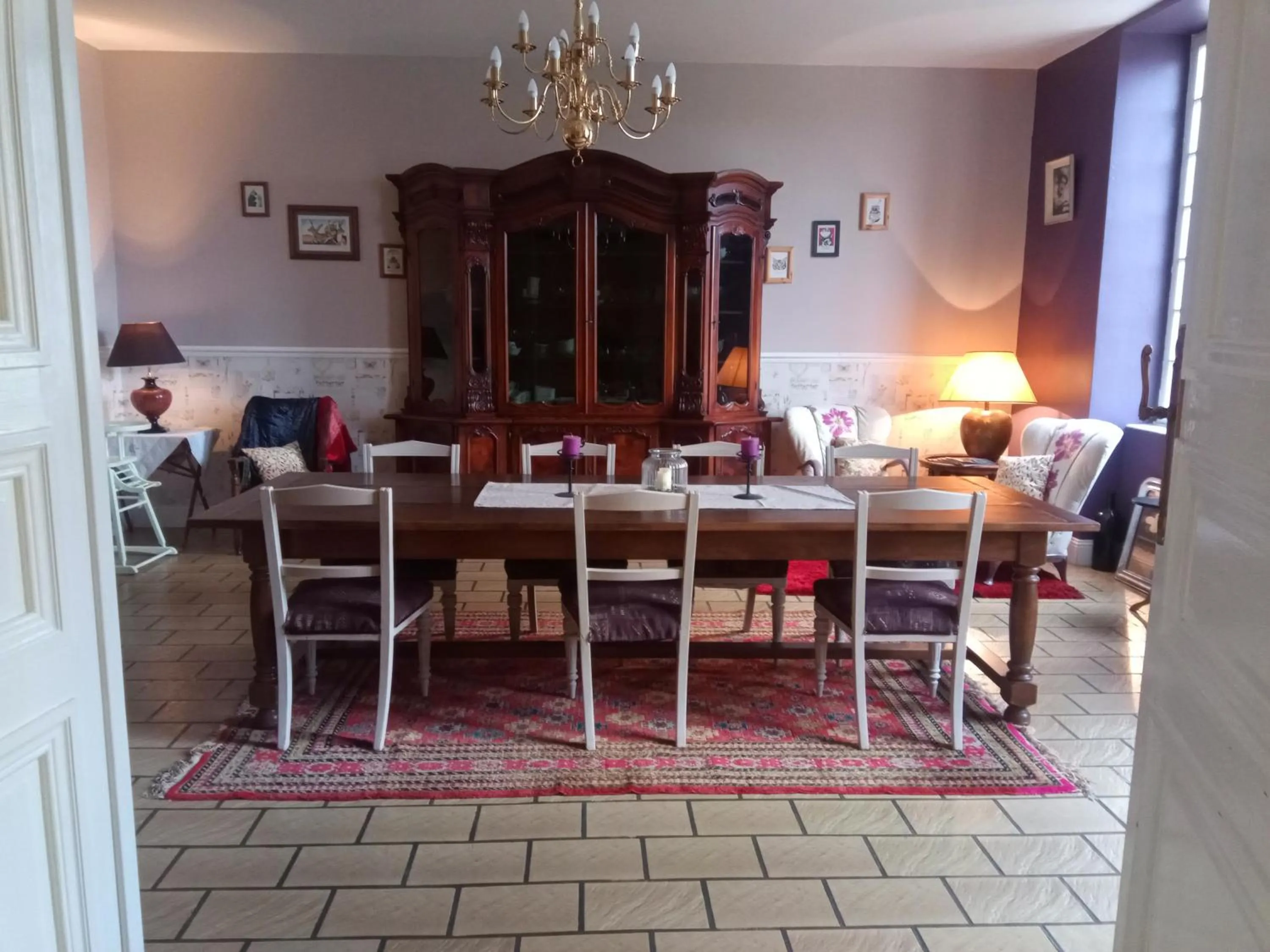 Dining area in L'ancienne École