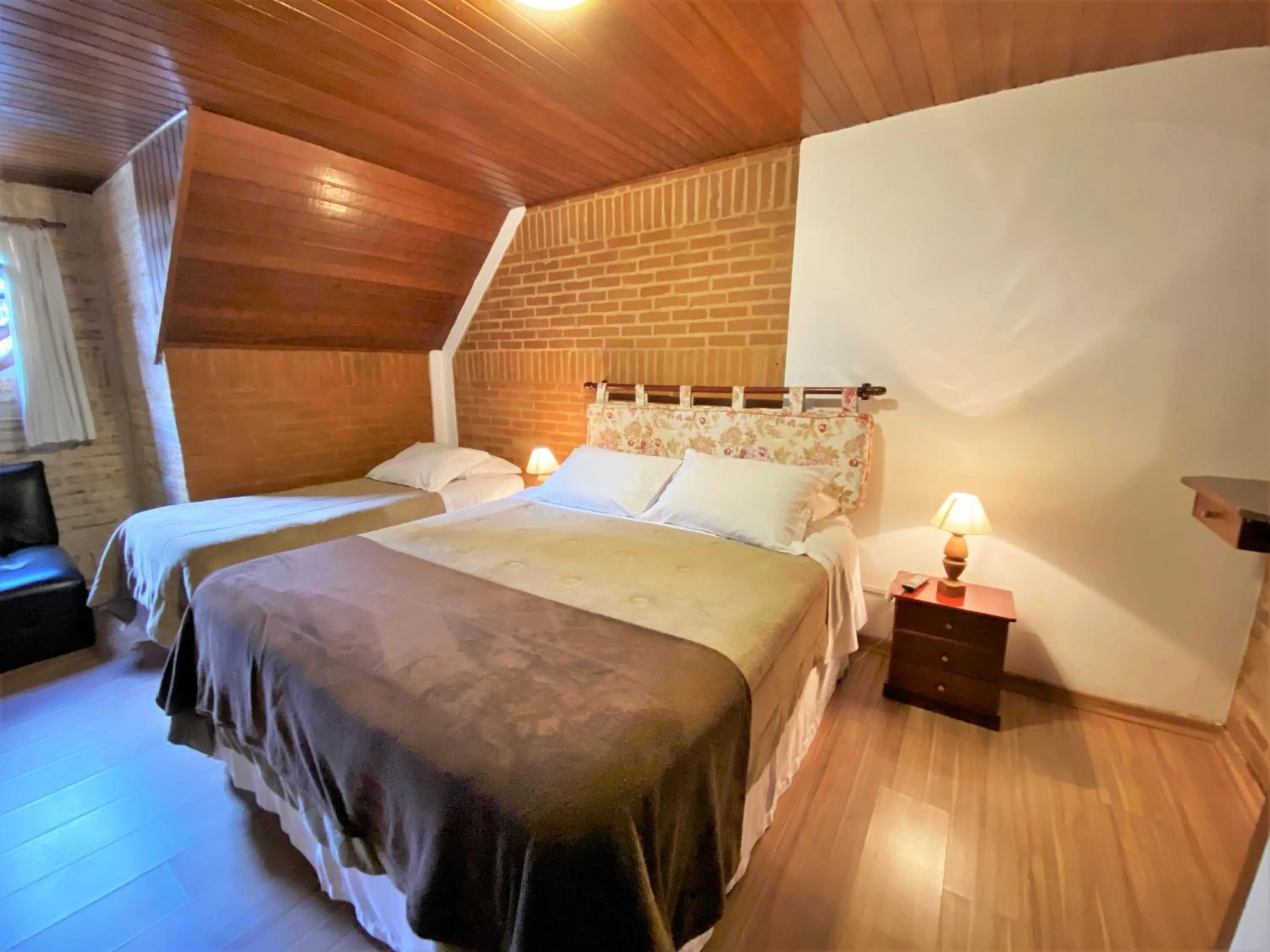 Bed in Pousada do Sino - 2 min do Capivari