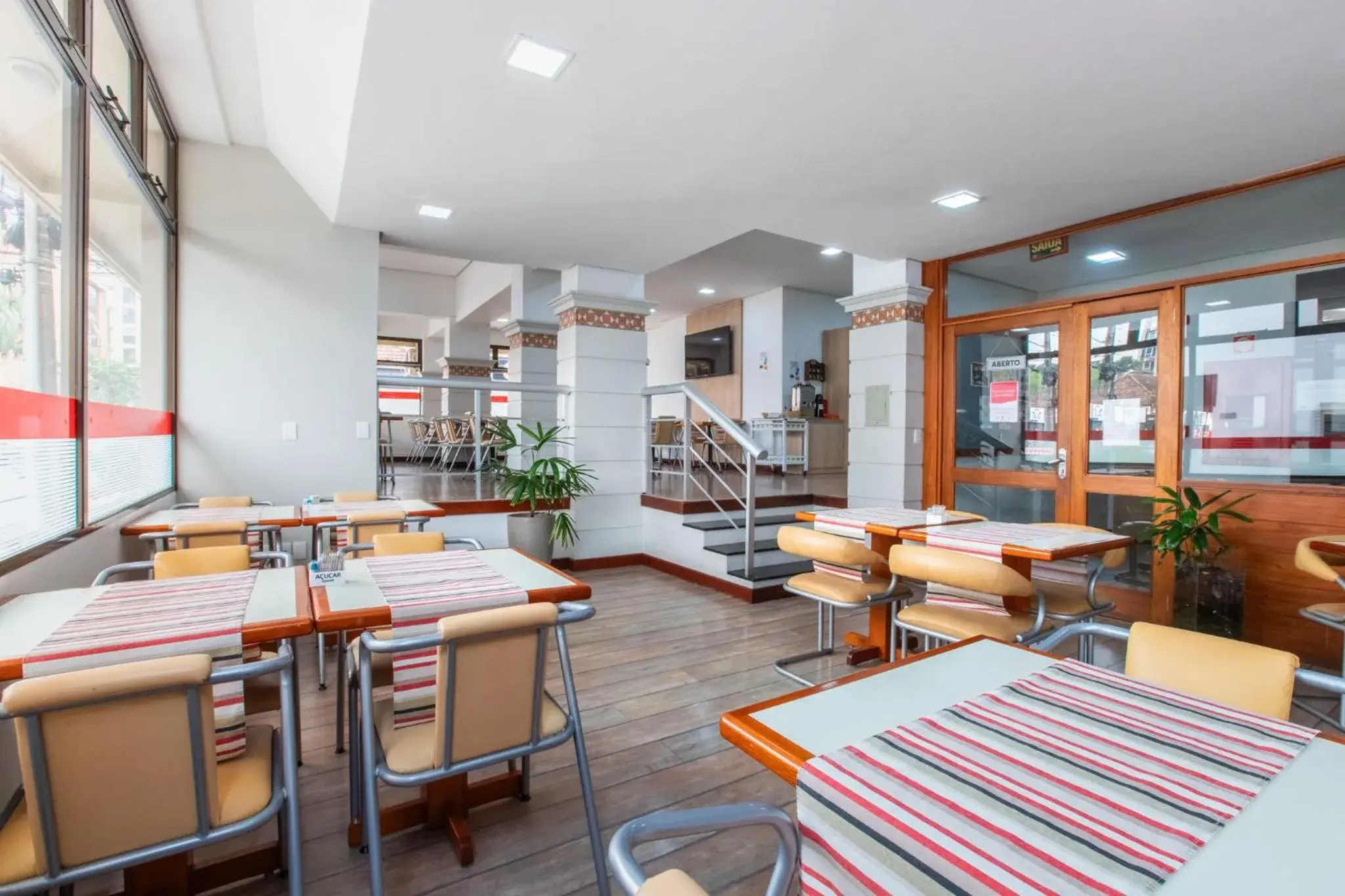 Restaurant/places to eat in Hotel Suárez São Leopoldo Restaurant/places to eat in Hotel Suárez São Leopoldo