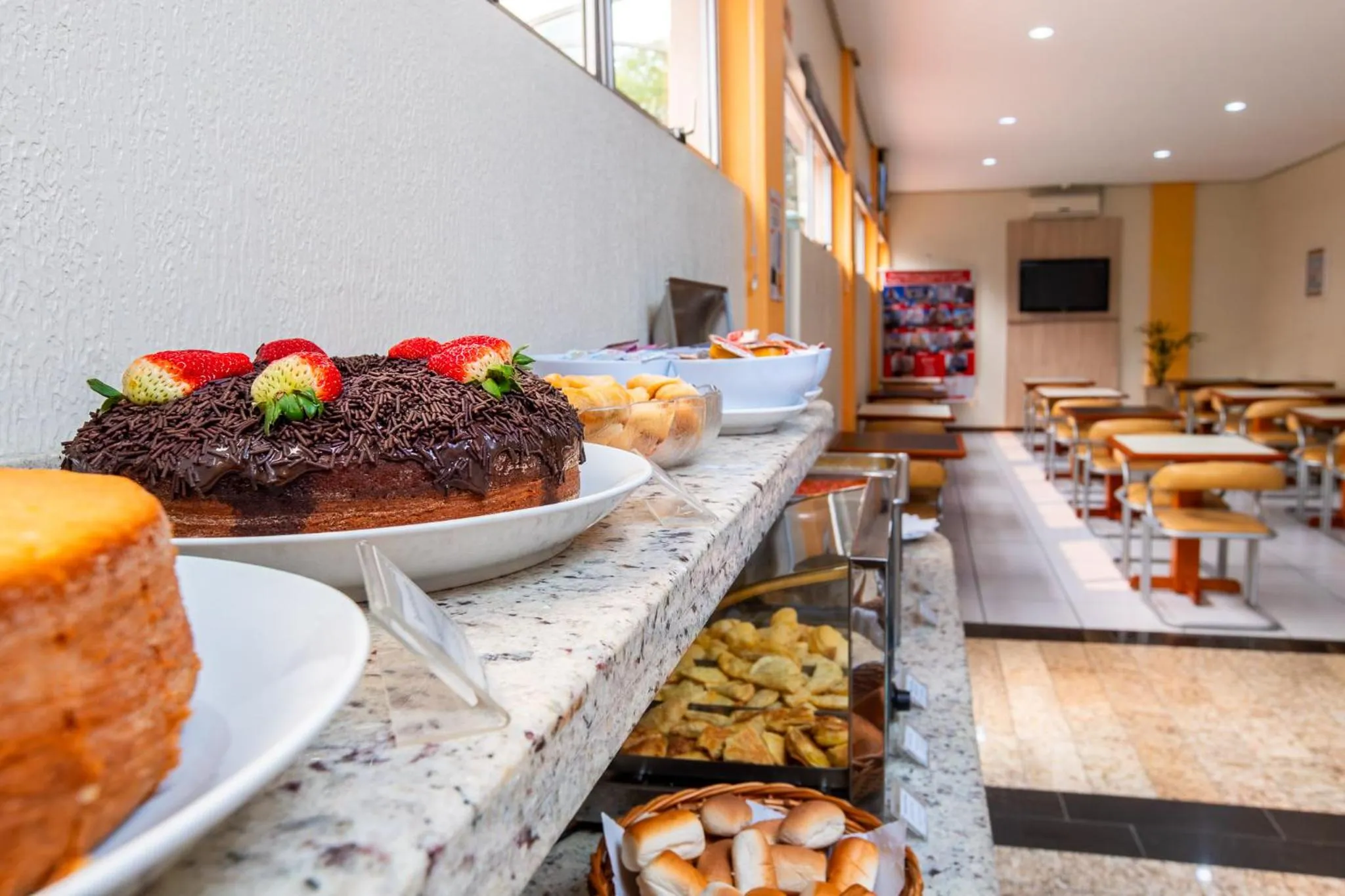 Breakfast in Hotel Express São Leopoldo