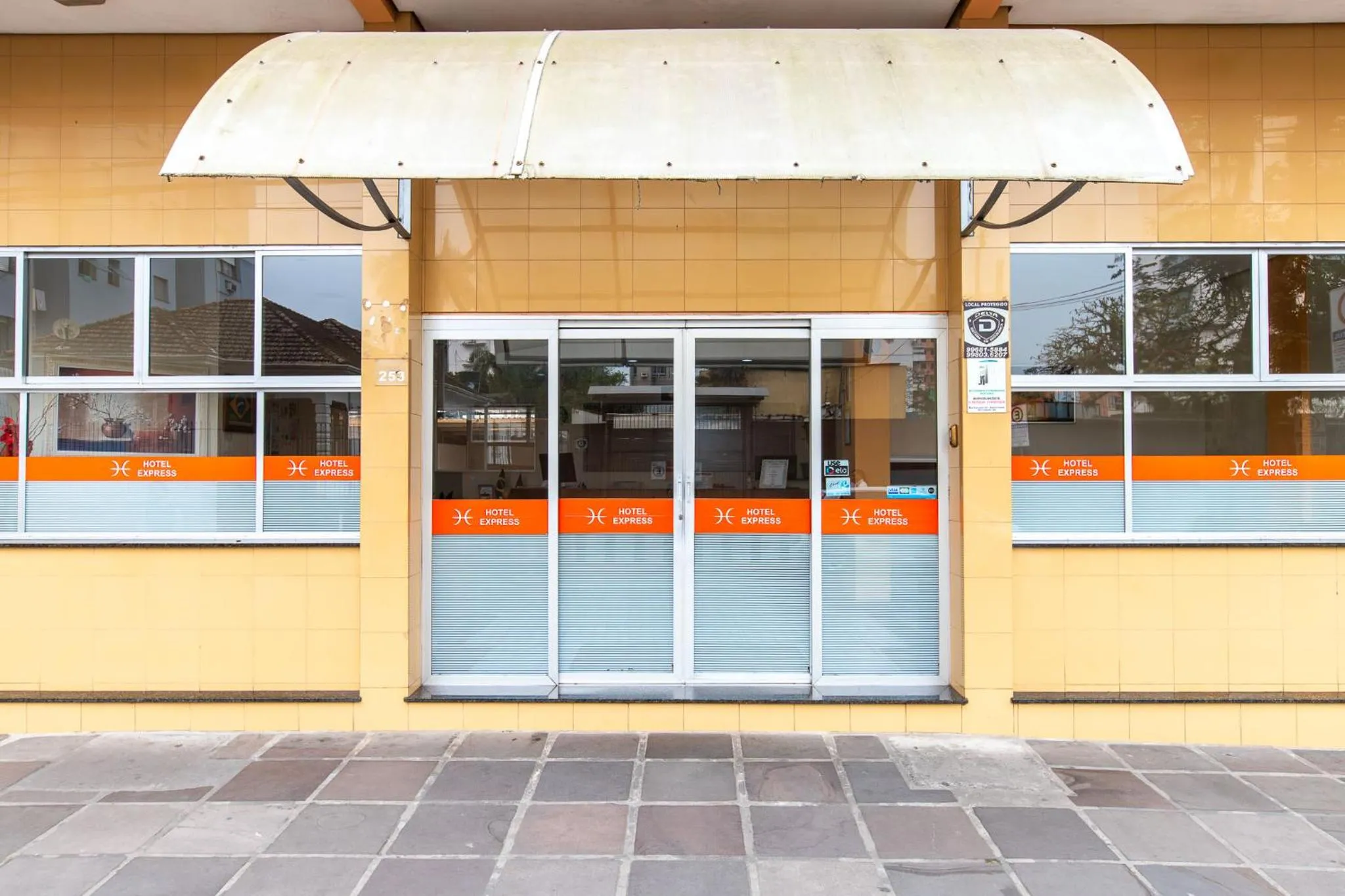 Property building in Hotel Express São Leopoldo