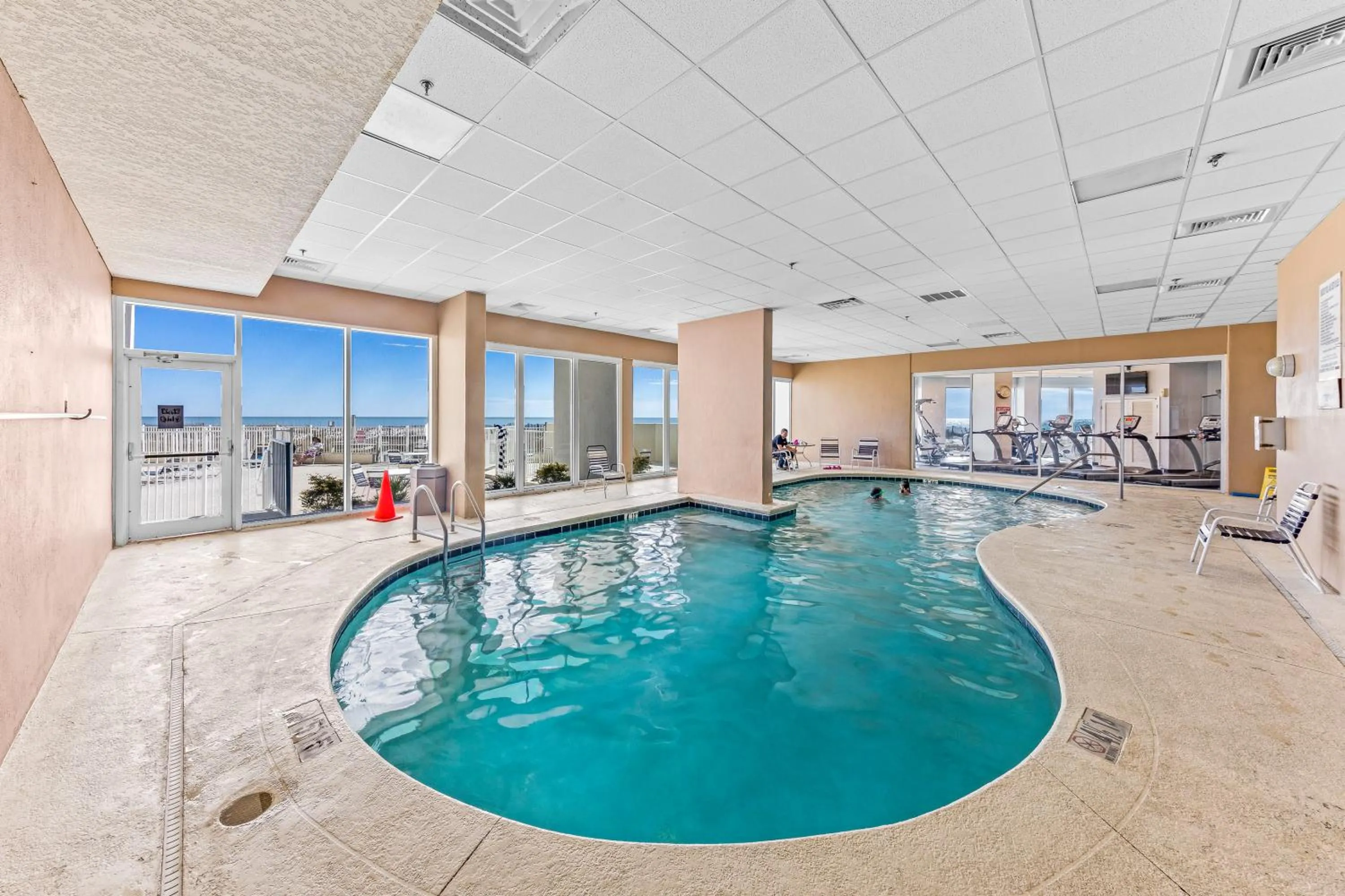 Swimming pool in Lighthouse 714