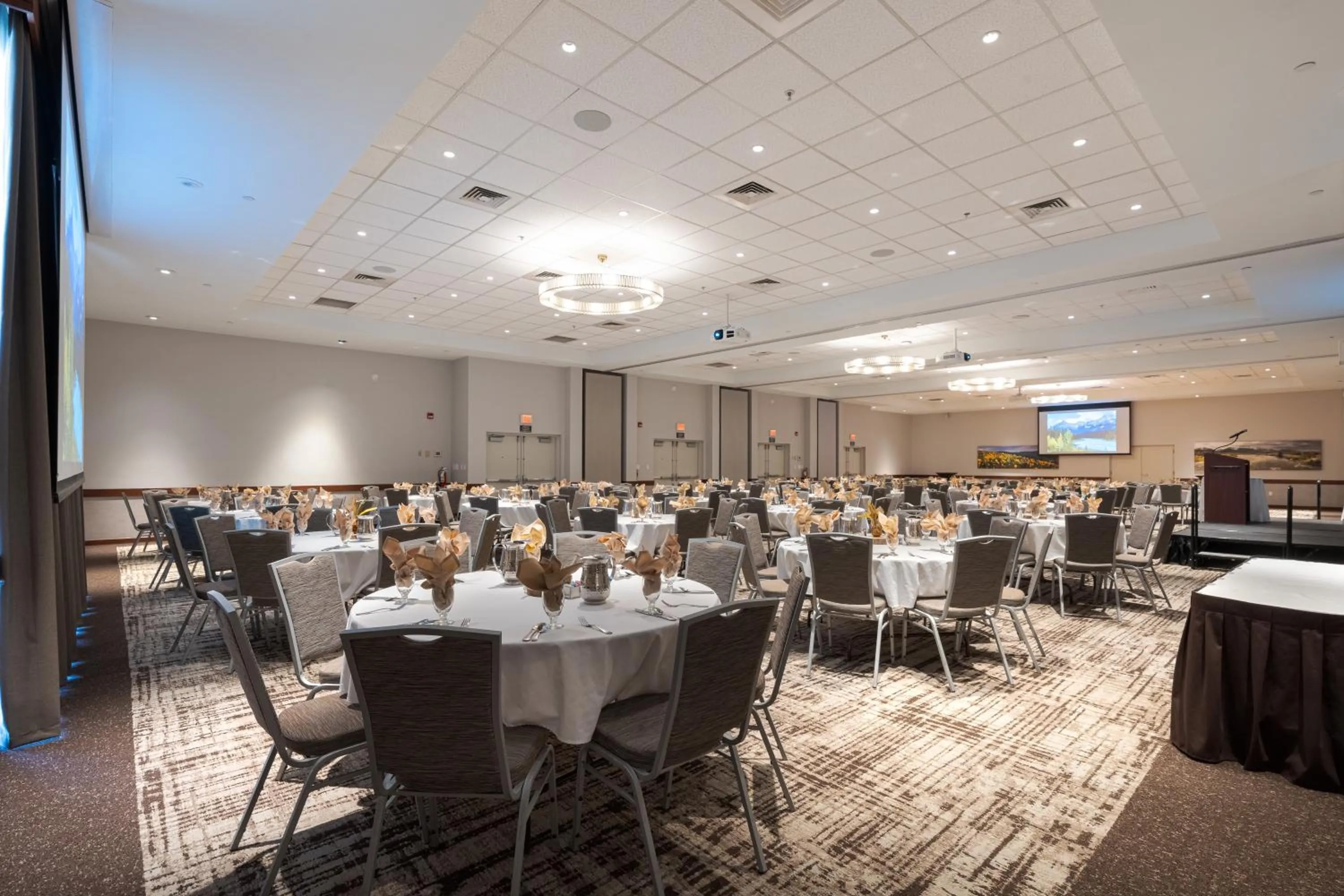 Meeting/conference room in Best Western Plus GranTree Inn