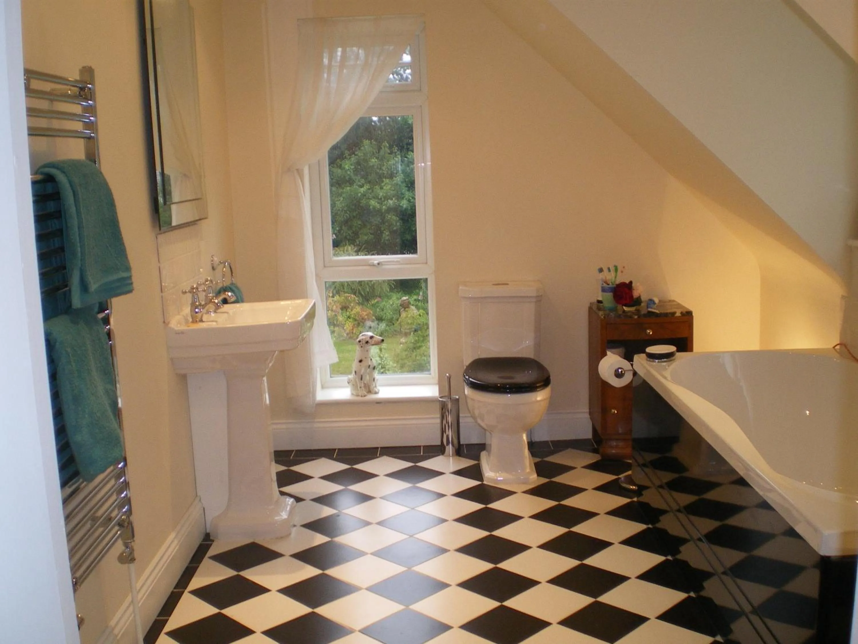 Bathroom in Heatherdene House