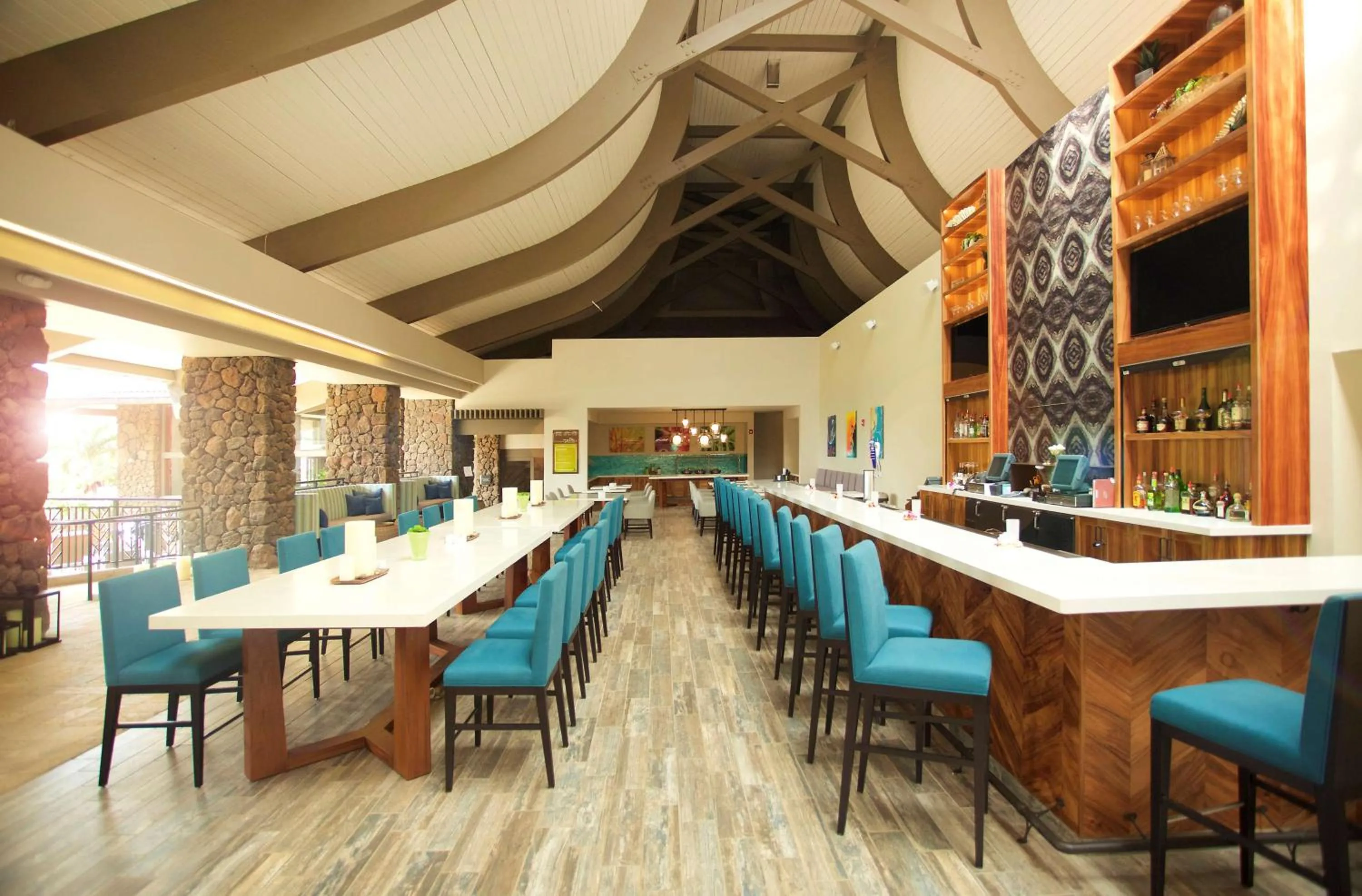 Lounge or bar in Hilton Garden Inn Kauai Wailua Bay, HI