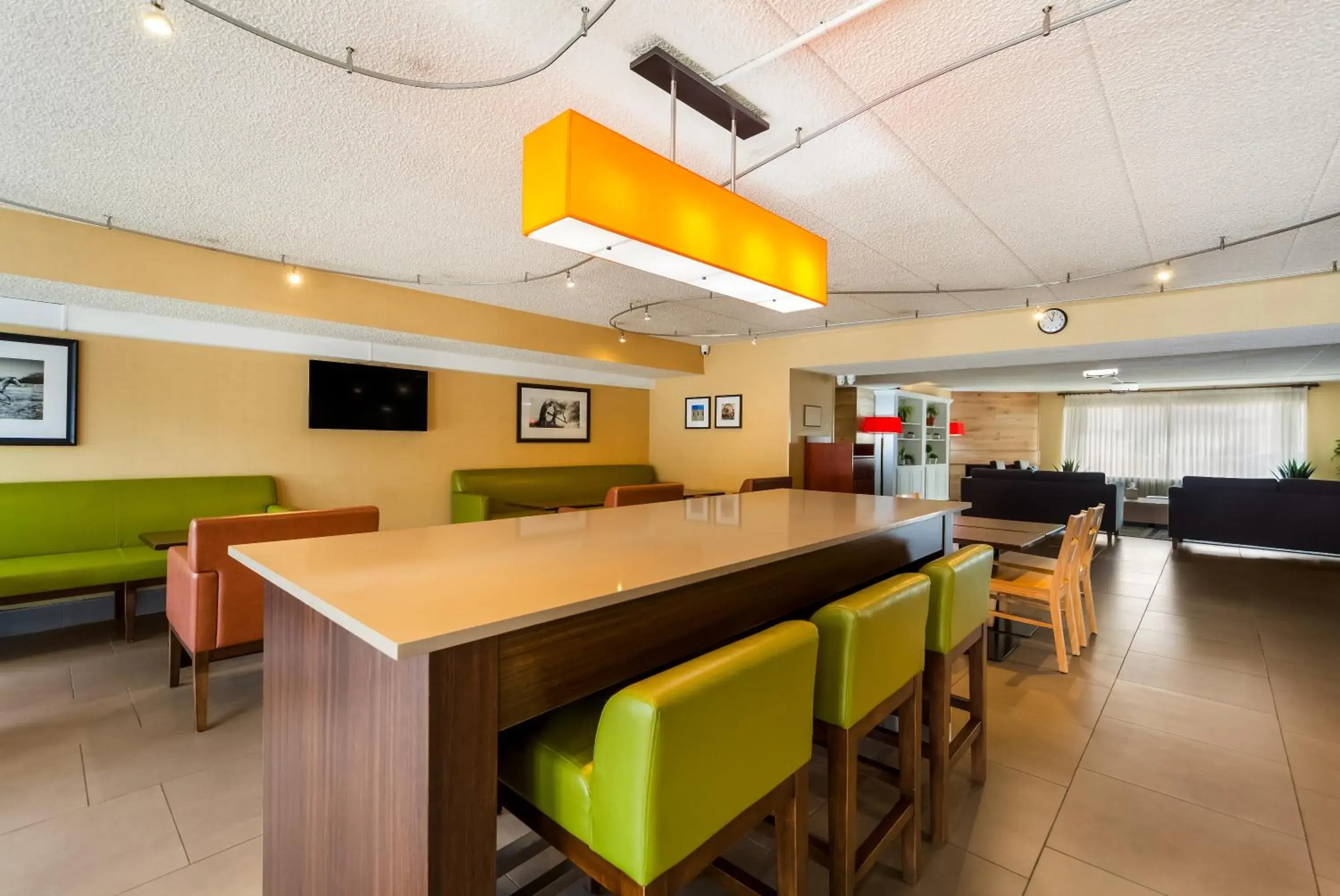 Breakfast in Wingate by Wyndham Lincoln Airport East I-80 Breakfast in Wingate by Wyndham Lincoln Airport East I-80