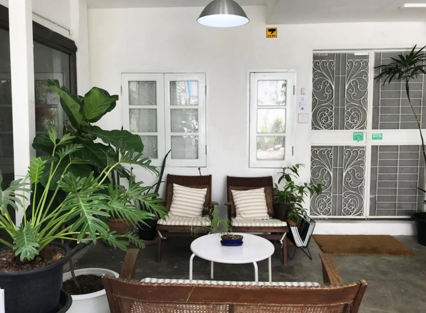 Facade/entrance in 12/14 HOME Studio