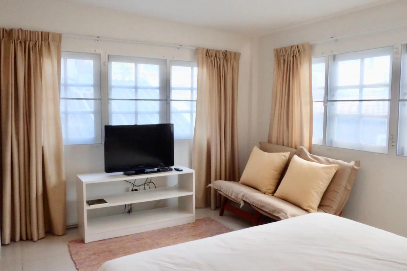 TV and multimedia, Bed in 12/14 HOME Studio