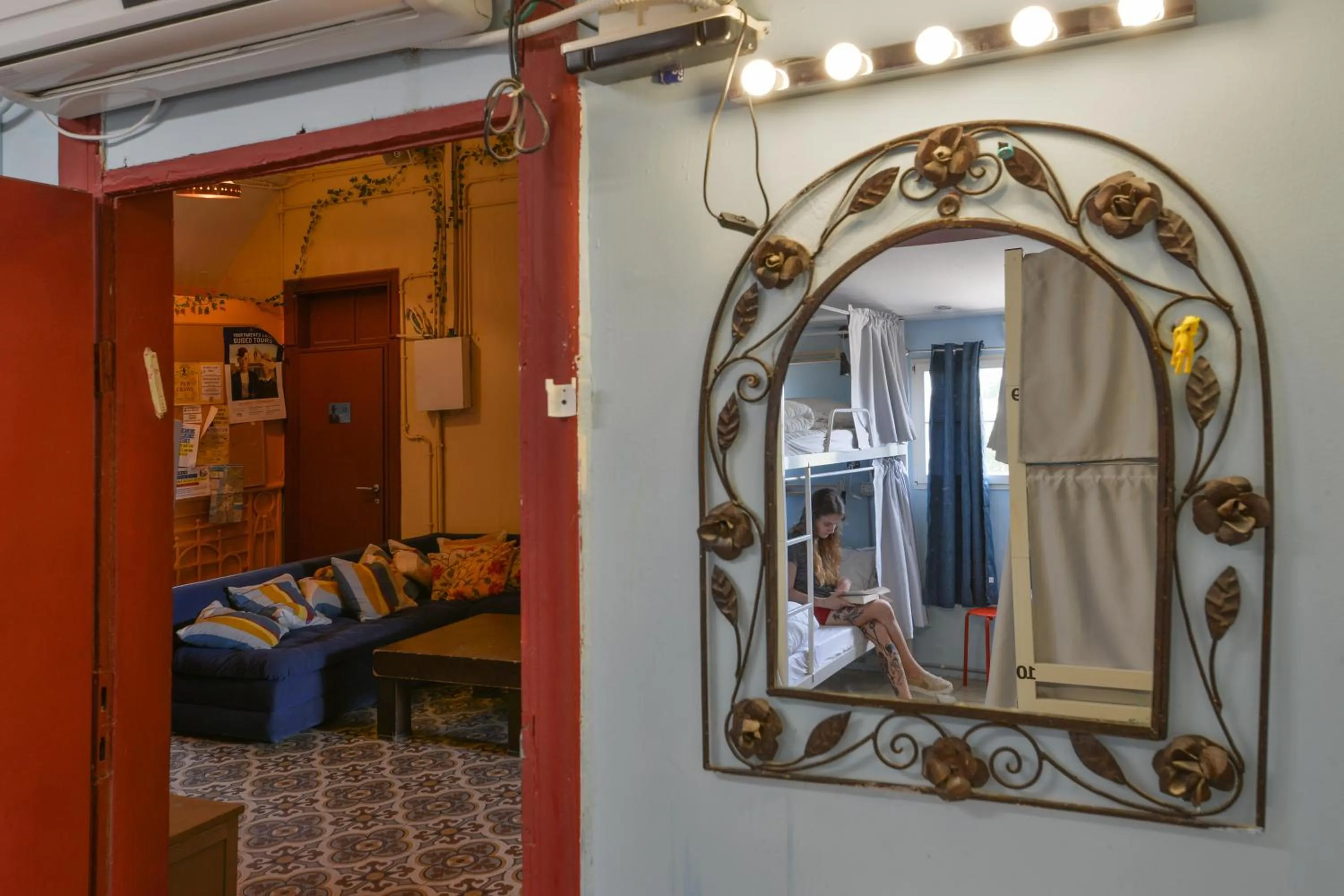 Roger's Hostel Tel Aviv (age 18-45)