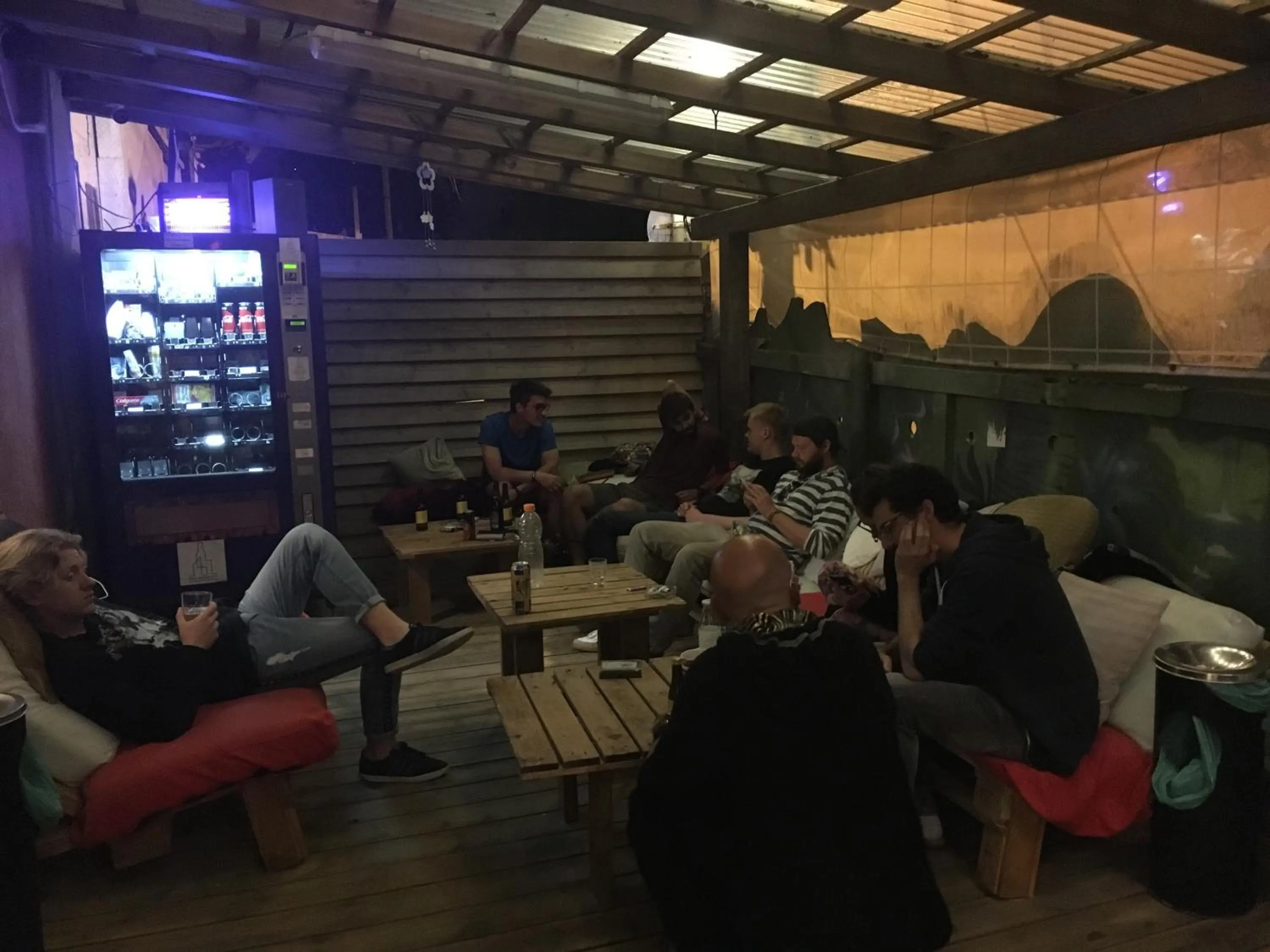 Roger's Hostel Tel Aviv (age 18-45)