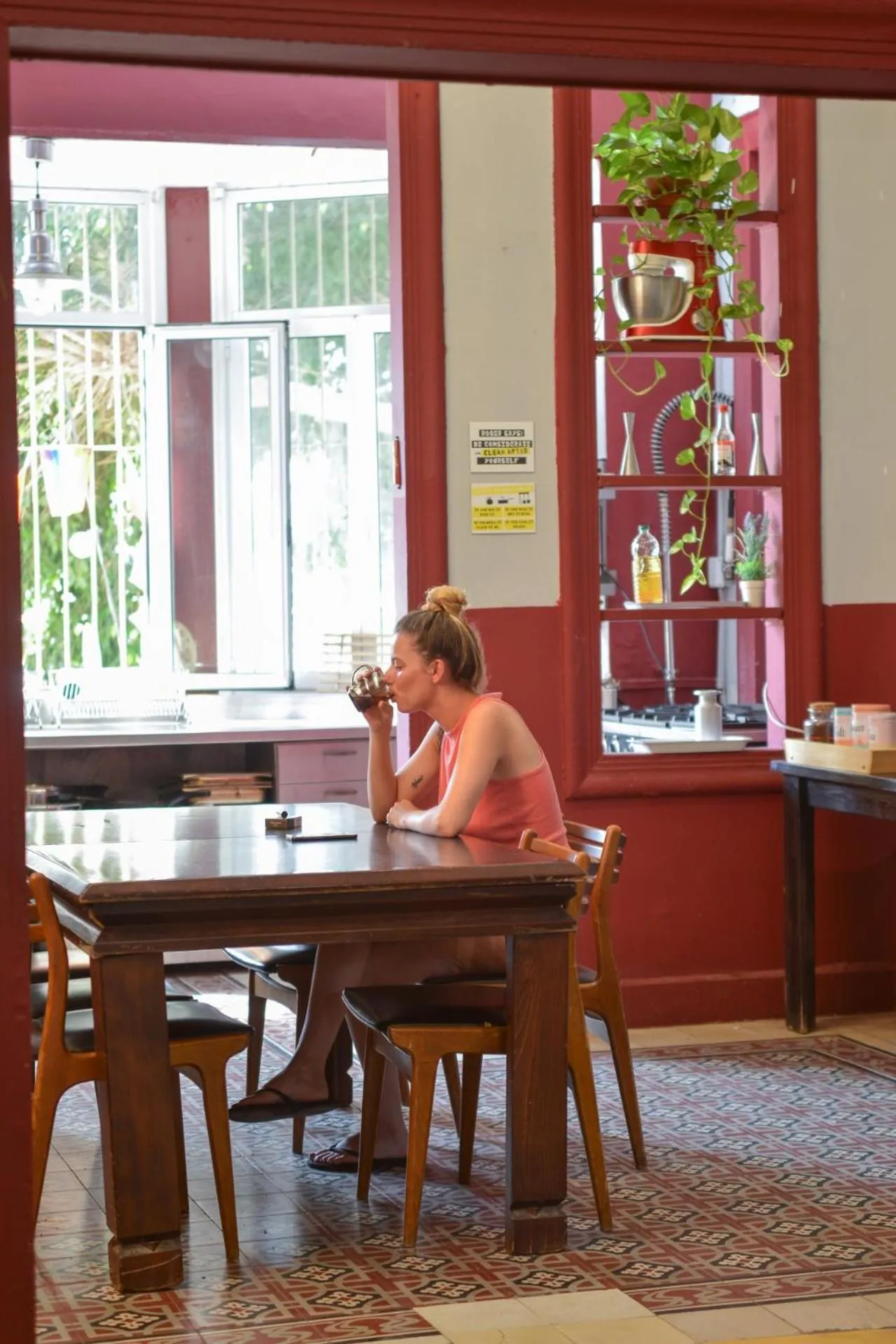 Roger's Hostel Tel Aviv (age 18-45)