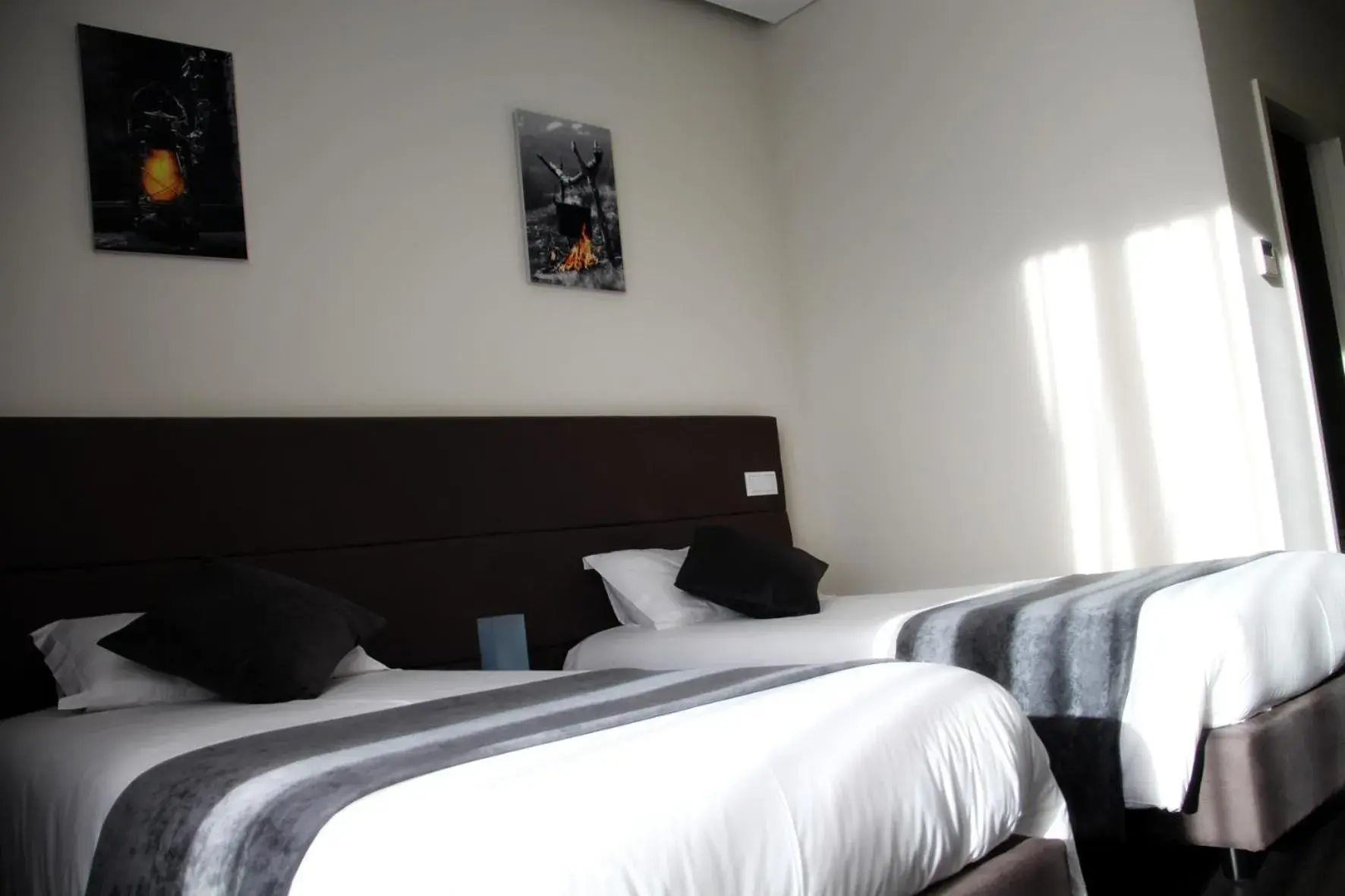 Twin Room with Bathroom in Basto Vila Hotel Twin Room with Bathroom in Basto Vila Hotel