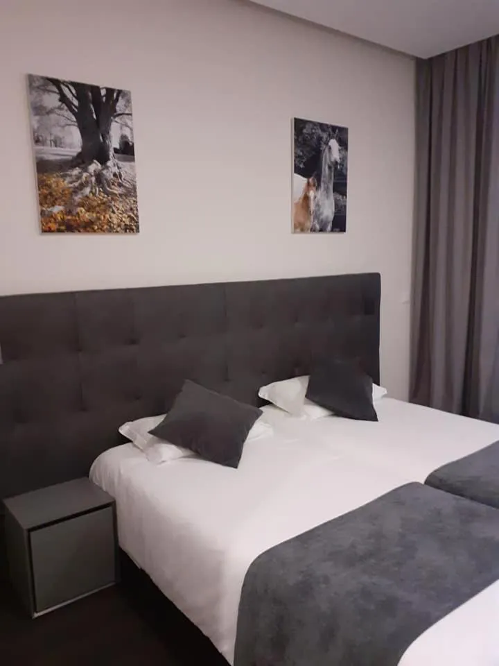 Bed in Basto Vila Hotel