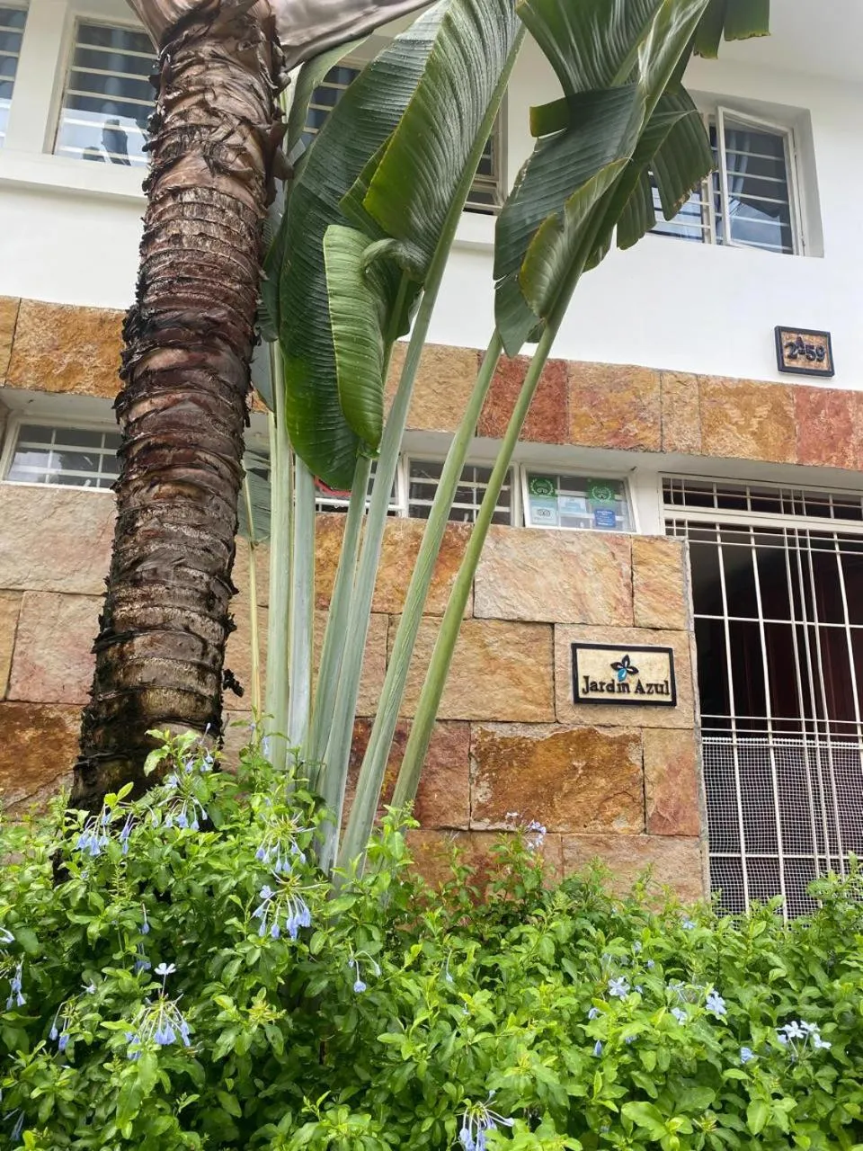 Property building in Casa Hotel Jardin Azul