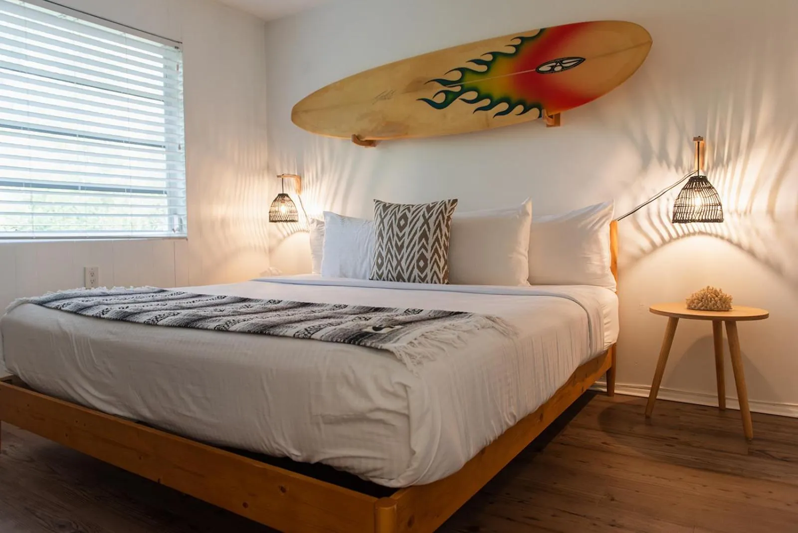 Bed in Seaspray Surf Lodge