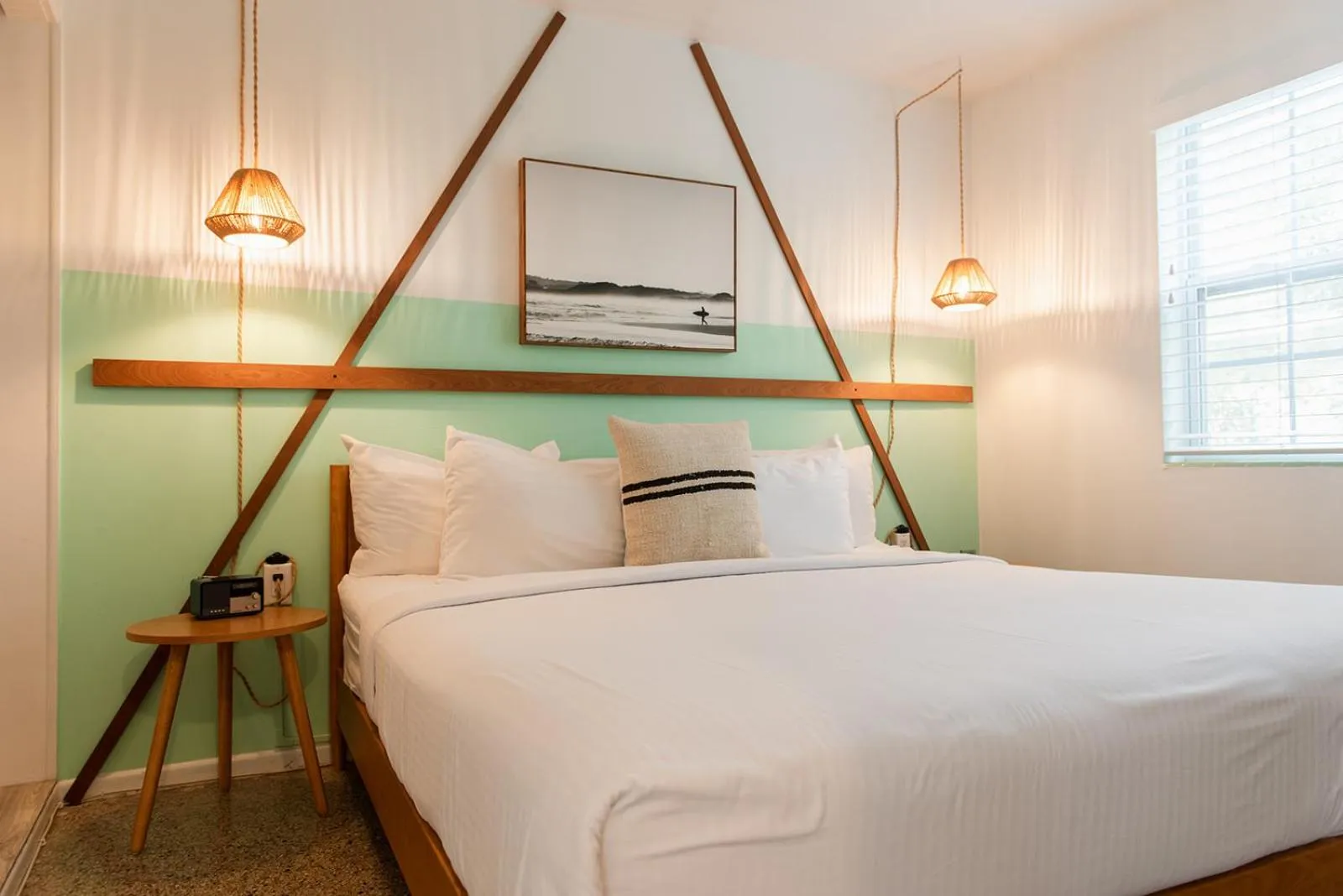 Bed in Seaspray Surf Lodge