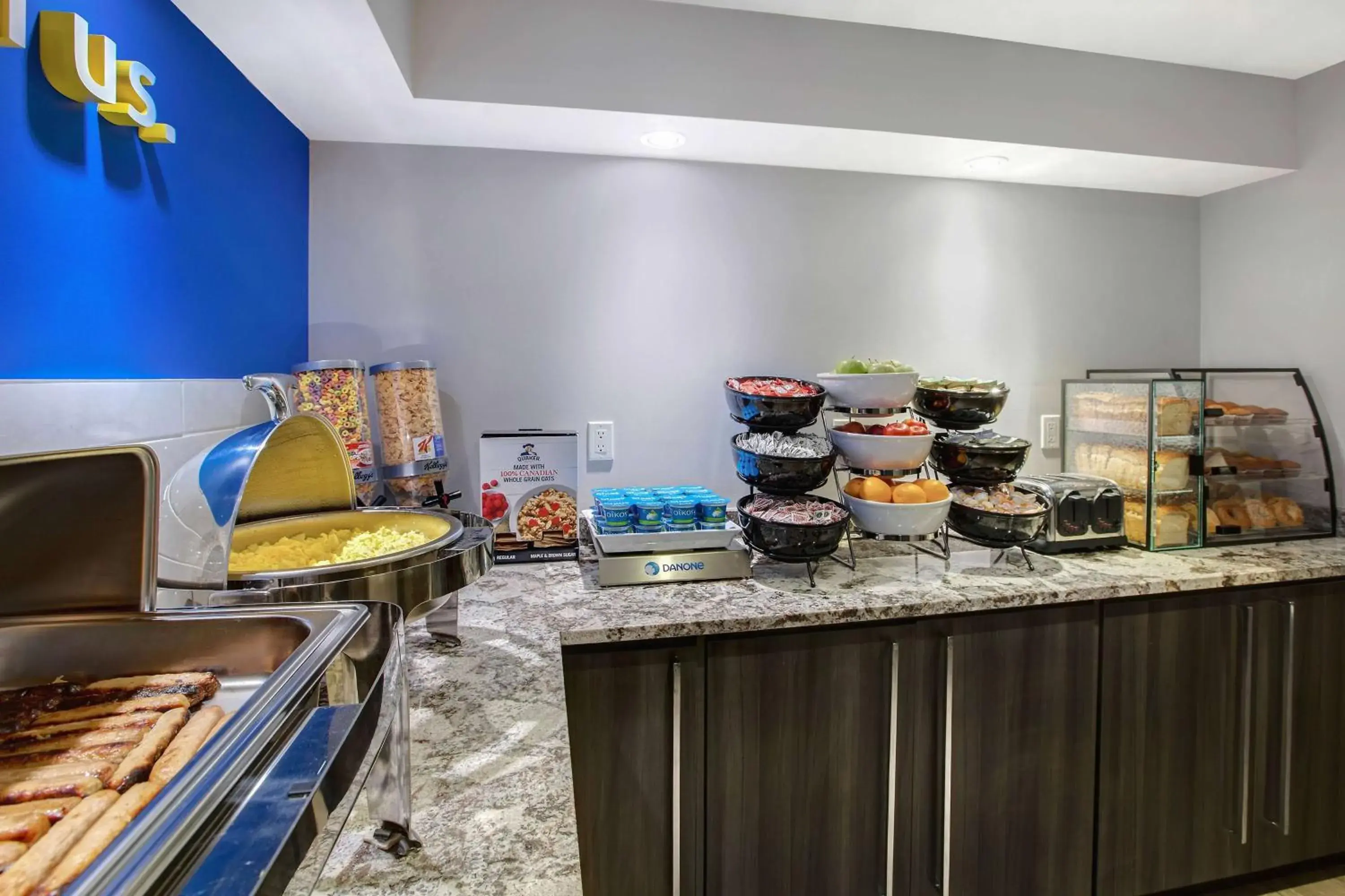 Restaurant/places to eat in Days Inn by Wyndham Barrie Restaurant/places to eat in Days Inn by Wyndham Barrie