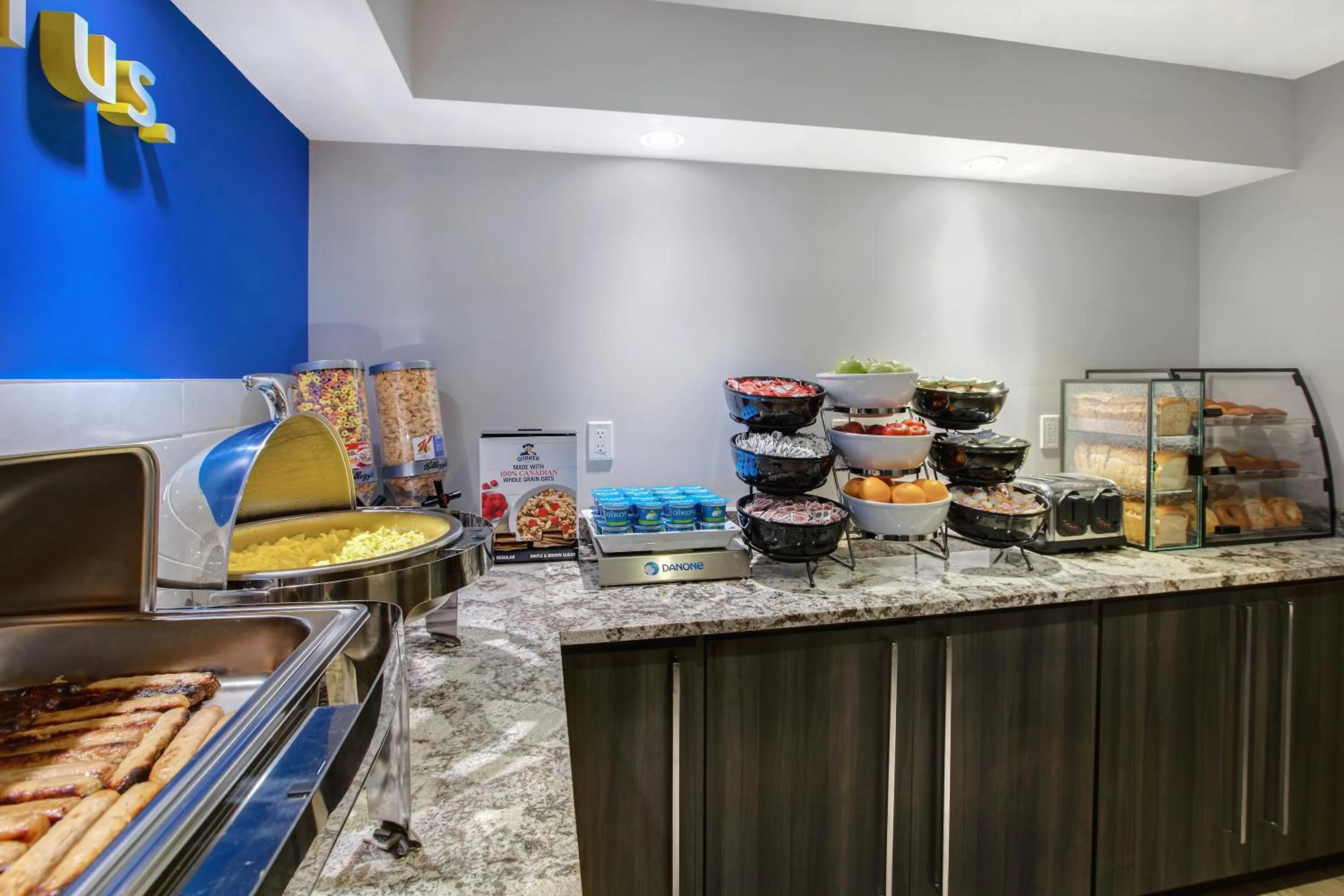 Breakfast in Days Inn by Wyndham Barrie