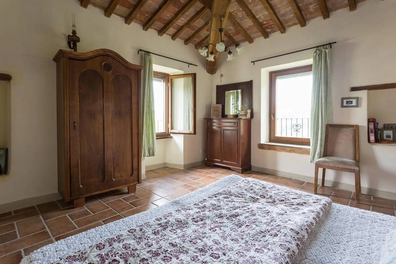 Photo of the whole room, Bed in Agriturismo Il Poggio degli Scoiattoli