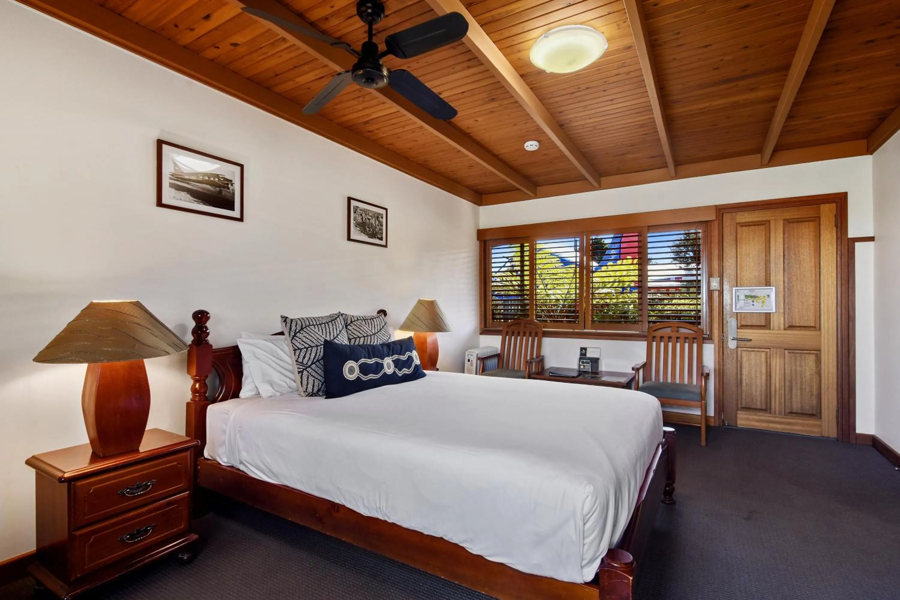 Bed in O'Reilly's Rainforest Retreat