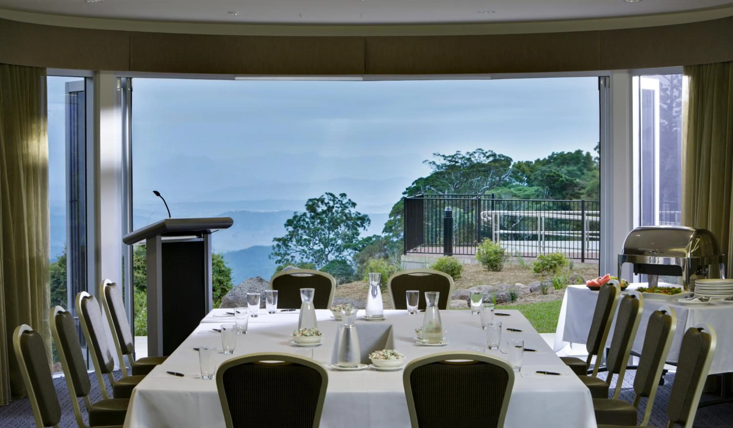 Day in O'Reilly's Rainforest Retreat