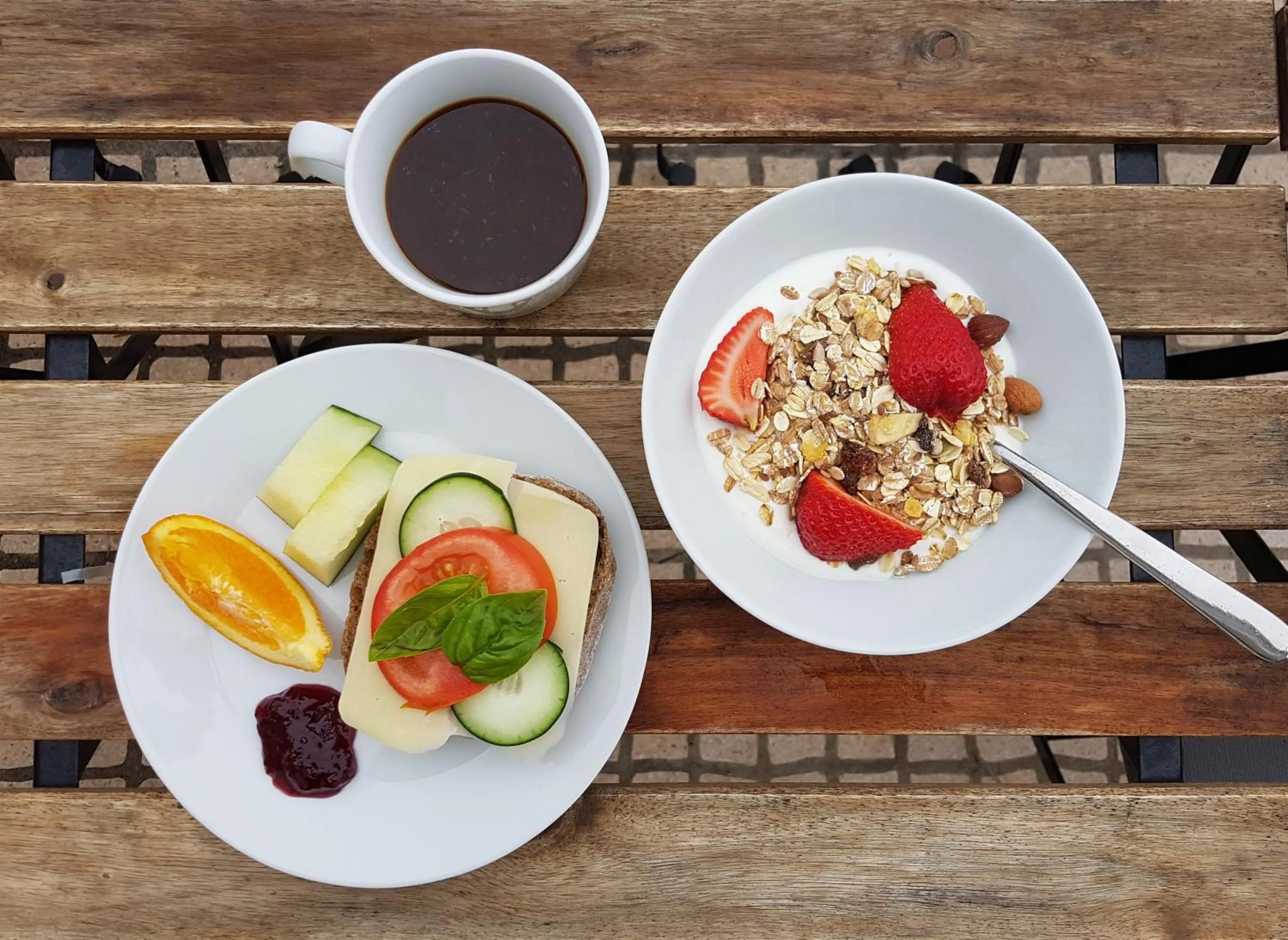 Breakfast in Coworksurf - Villa dos Irmãos