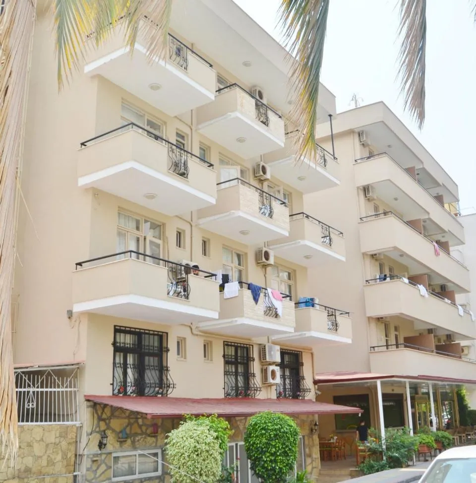 Kleopatra Carina Hotel