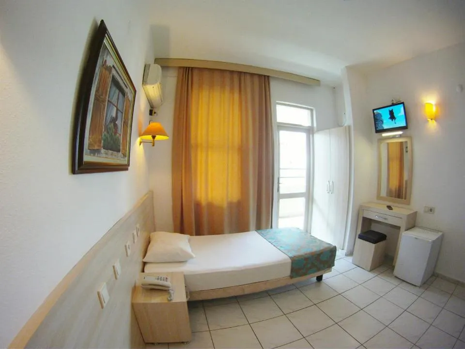 Bed in Kleopatra Carina Hotel