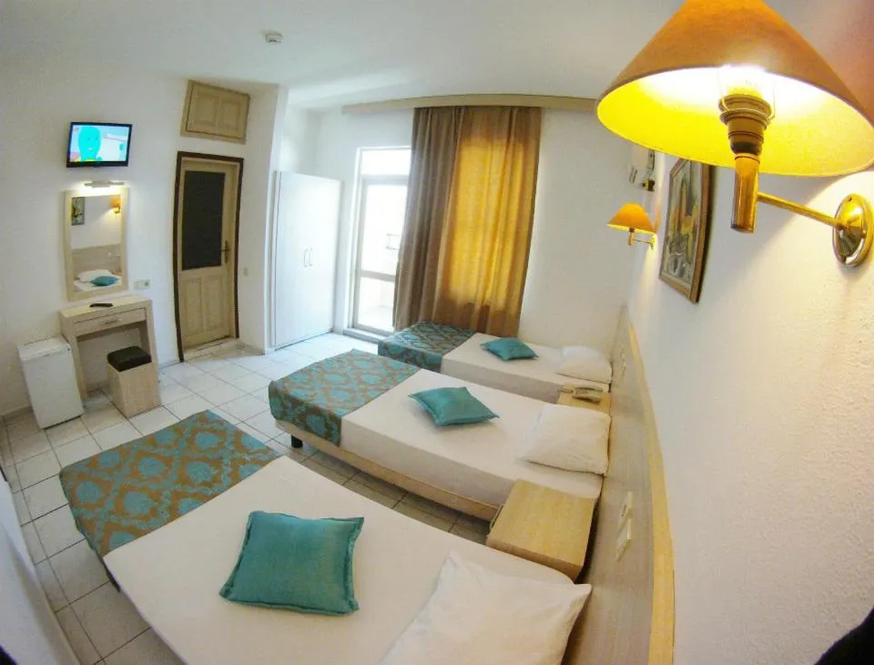 Bed in Kleopatra Carina Hotel