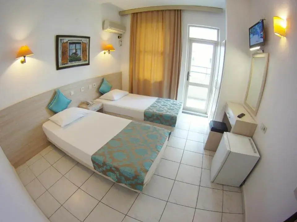 Double Room in Kleopatra Carina Hotel Double Room in Kleopatra Carina Hotel