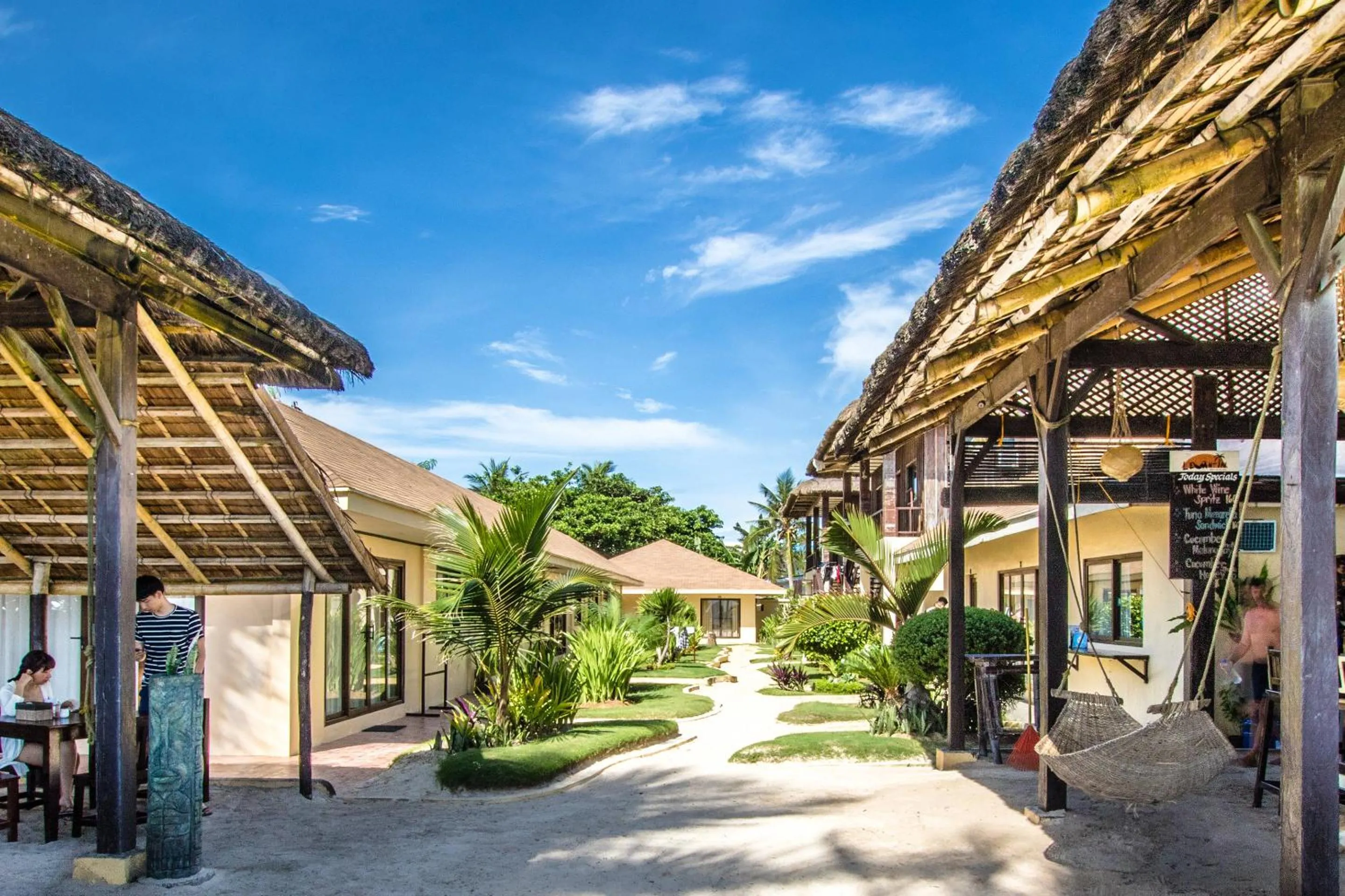 Restaurant/places to eat in Levantin Boracay