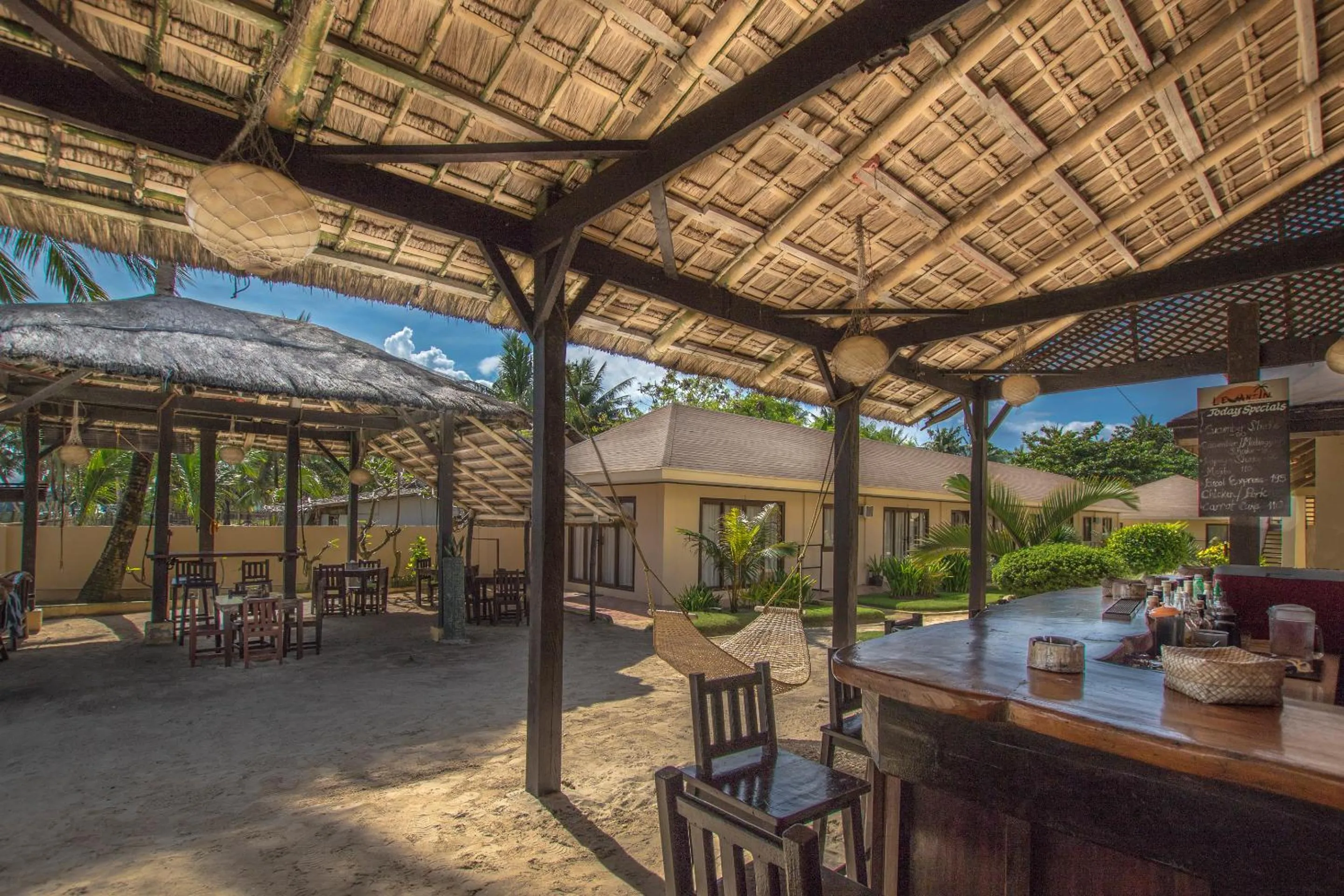 Restaurant/places to eat in Levantin Boracay