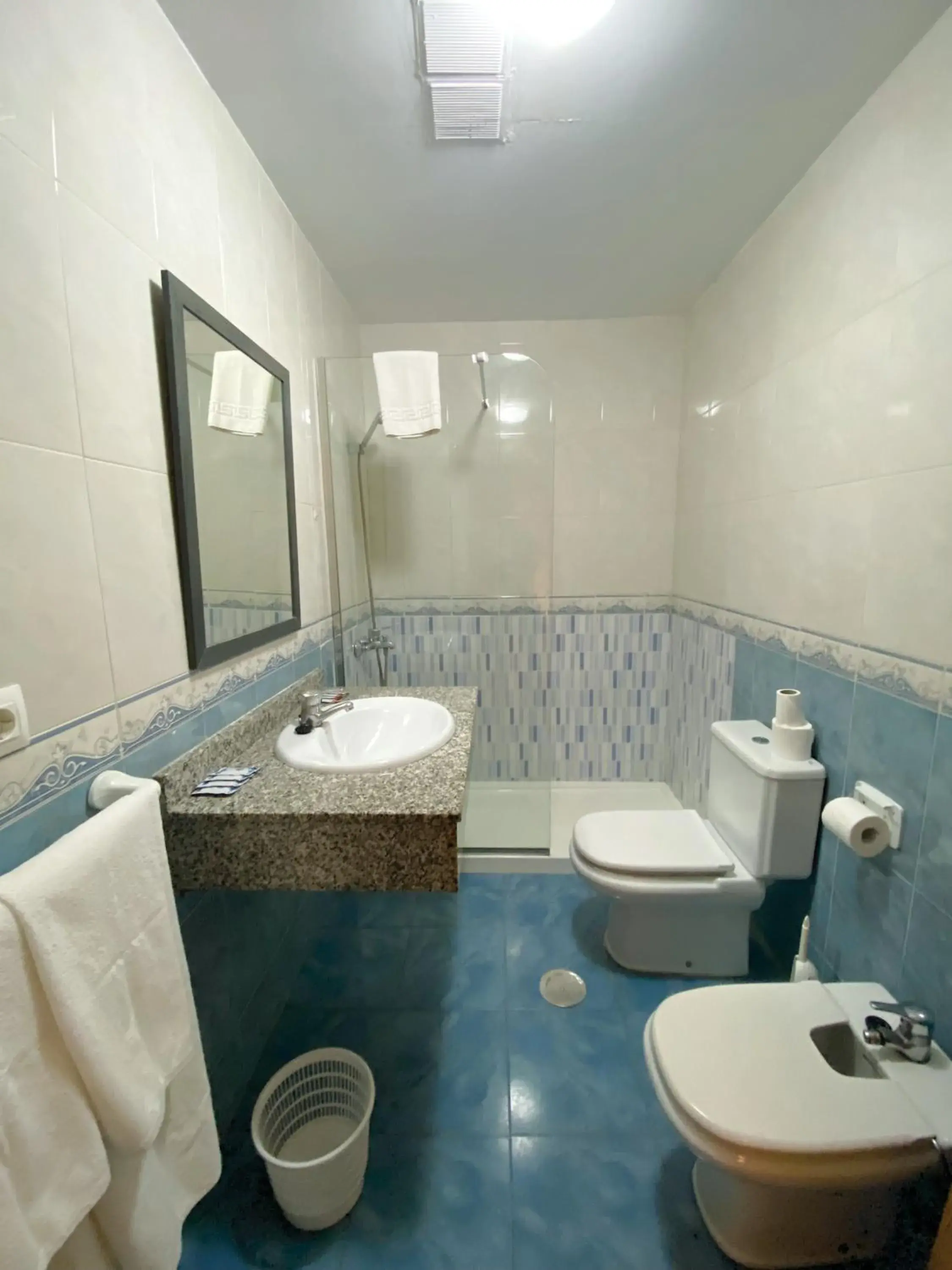 Two-Bedroom Apartment with Terrace in Apartamentos Maracay Two-Bedroom Apartment with Terrace in Apartamentos Maracay