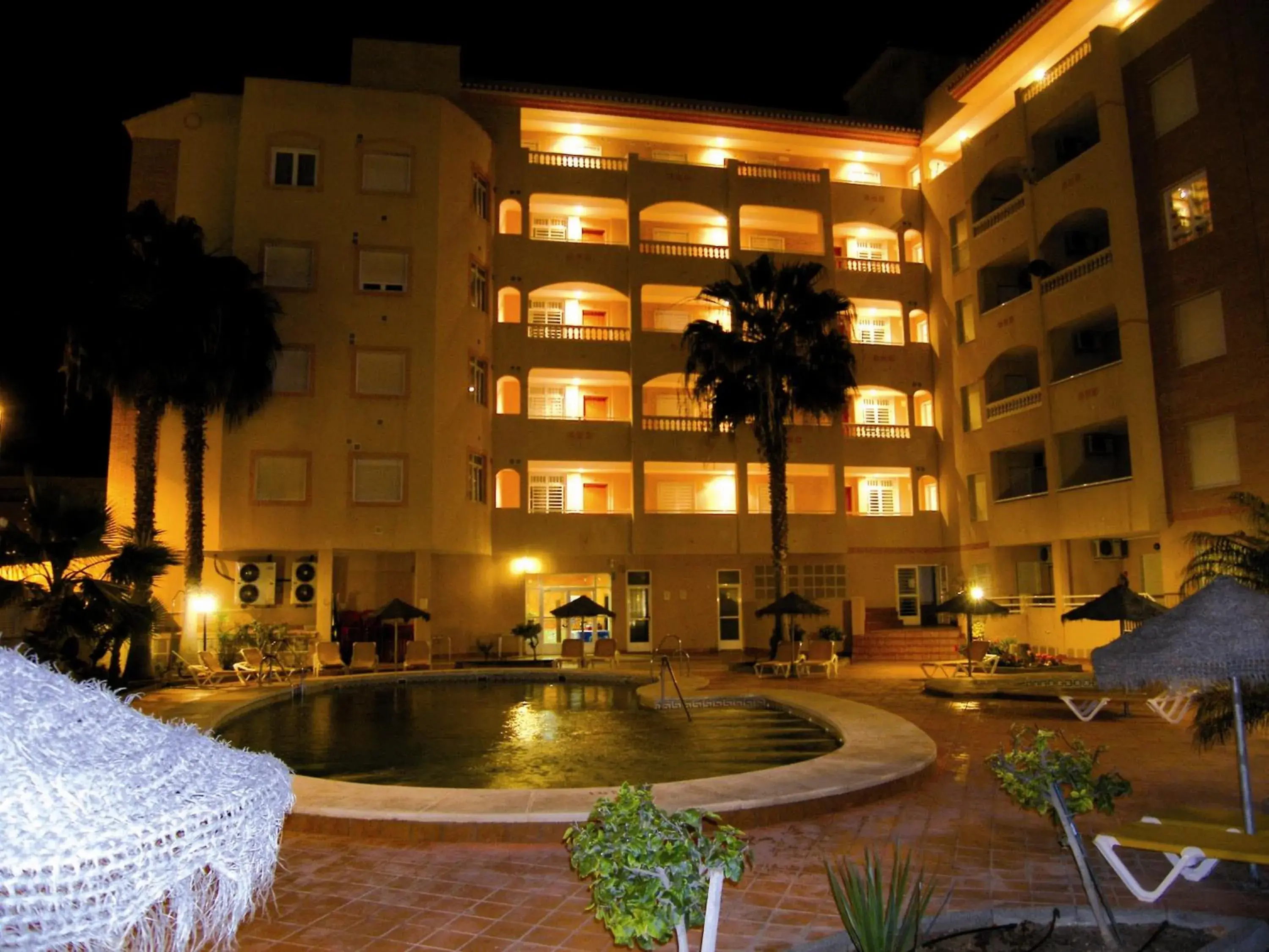 Facade/entrance in Apartamentos Maracay Facade/entrance in Apartamentos Maracay