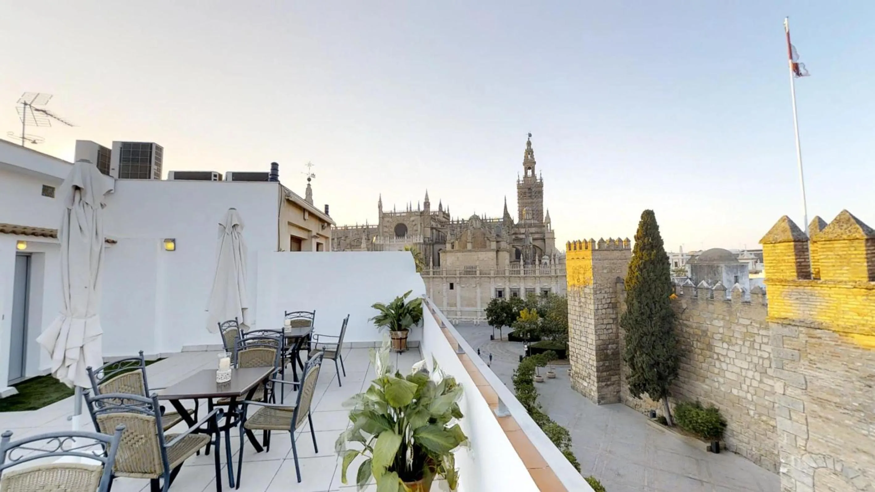 Balcony/Terrace in Suites Murillo Alcázar